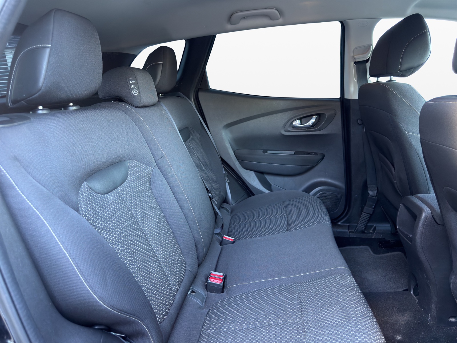 RENAULT Kadjar 1.2 16V Turbo Bose-image-18