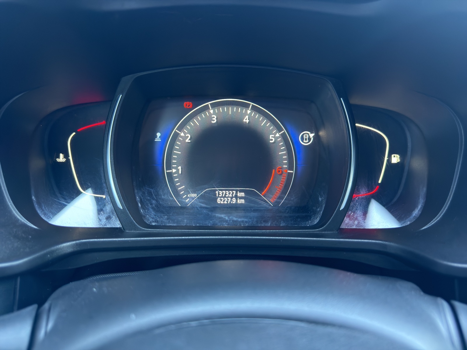 RENAULT Kadjar 1.2 16V Turbo Bose-image-21