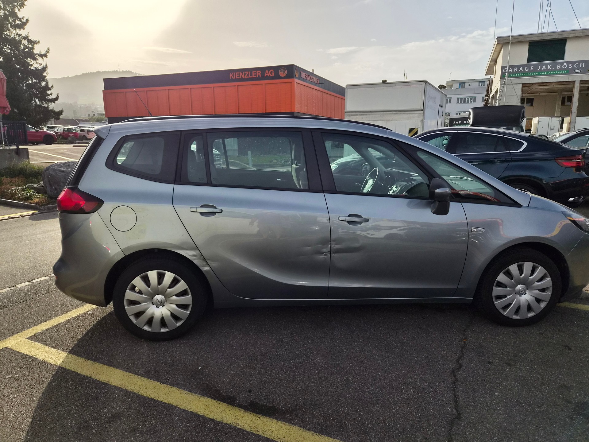OPEL Zafira Tourer 1.4i 16V Cosmo-image-4