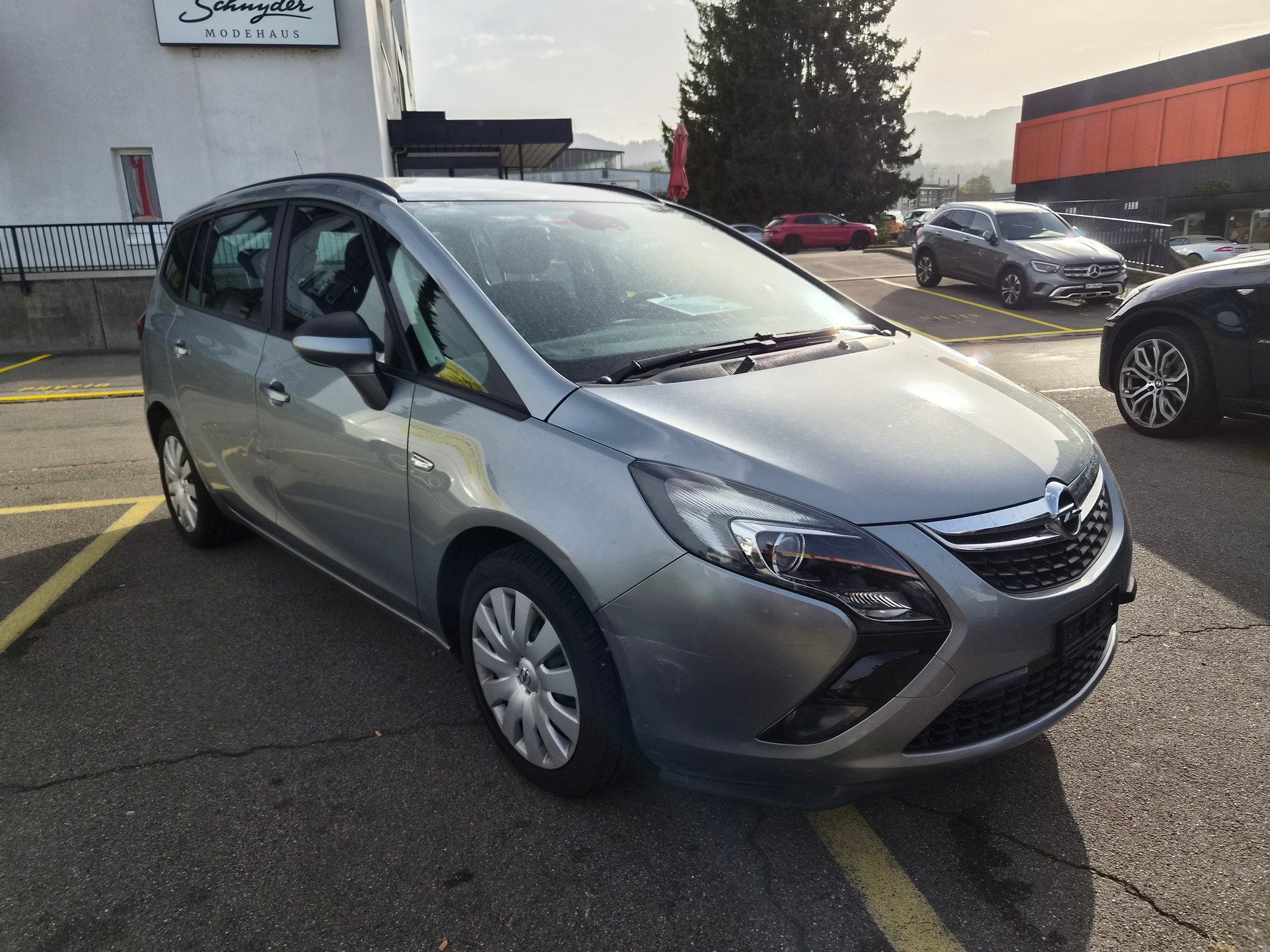 OPEL Zafira Tourer 1.4i 16V Cosmo-showroom-element-2