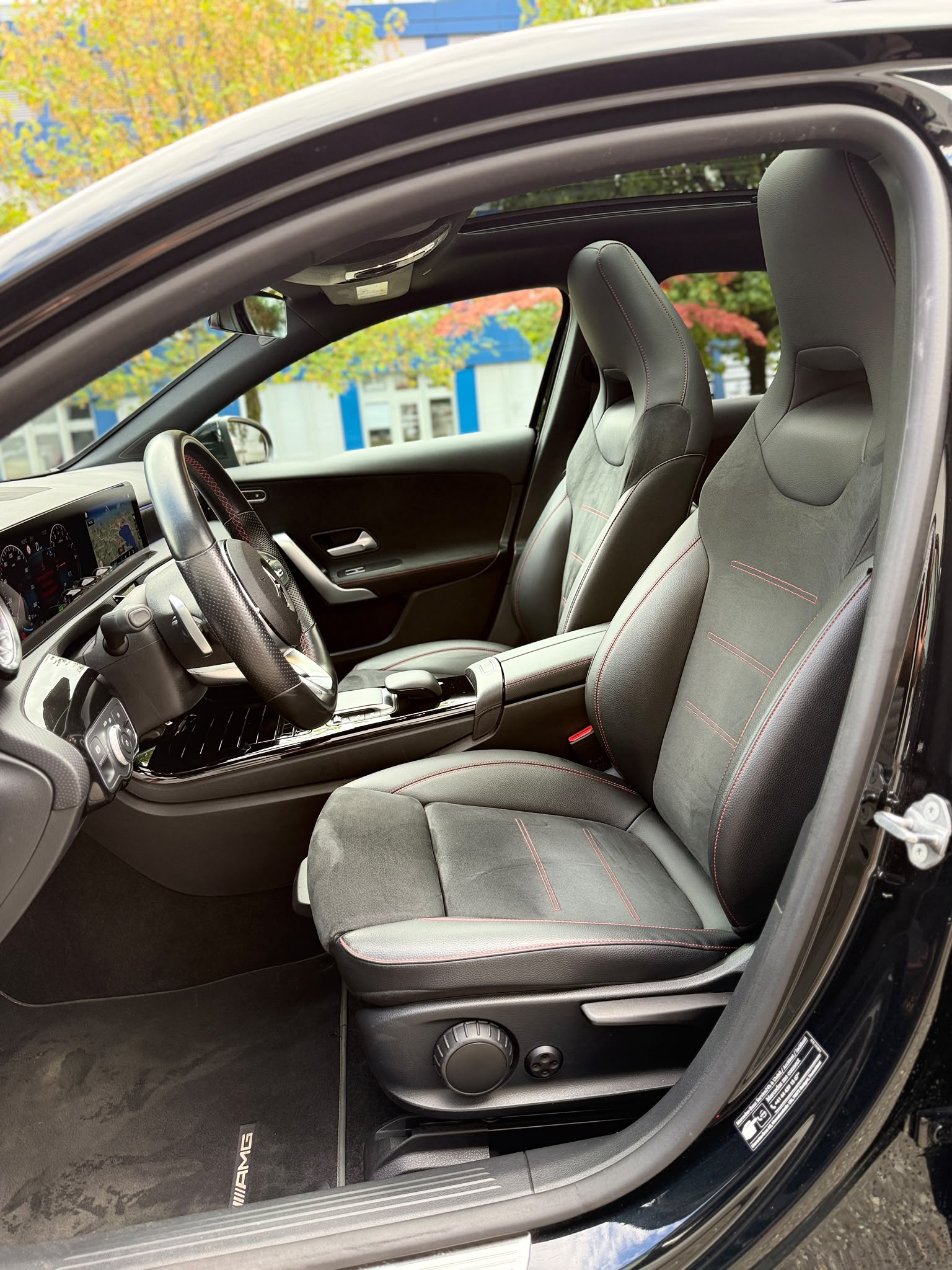 MERCEDES-BENZ A 250 e AMG Line *NEUPREIS 63`203*-image-8