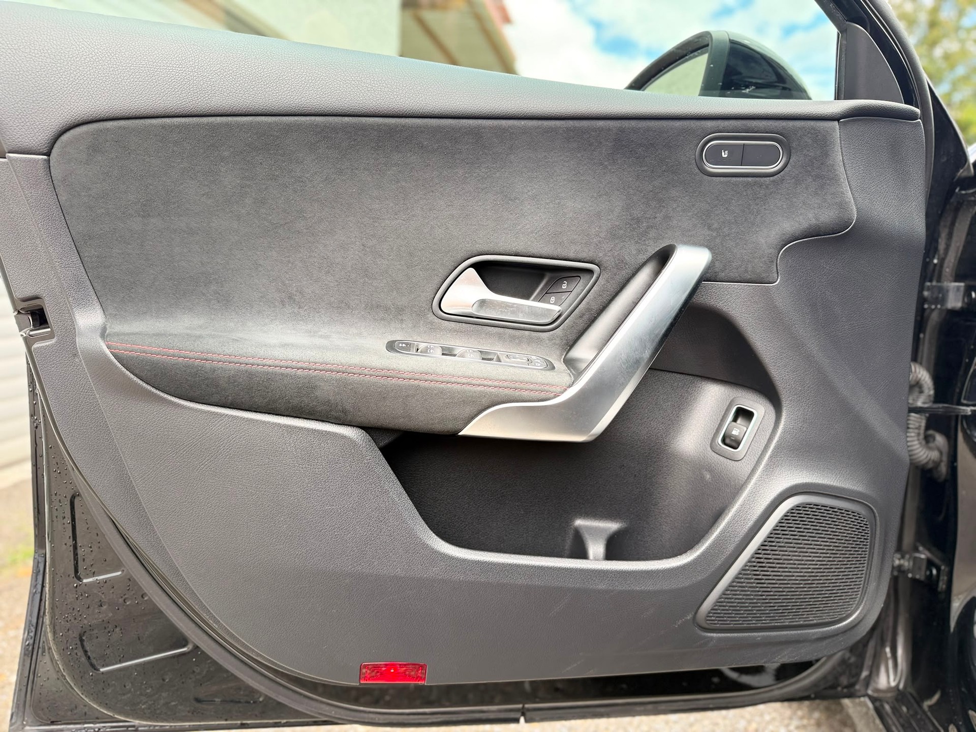 MERCEDES-BENZ A 250 e AMG Line *NEUPREIS 63`203*-image-7