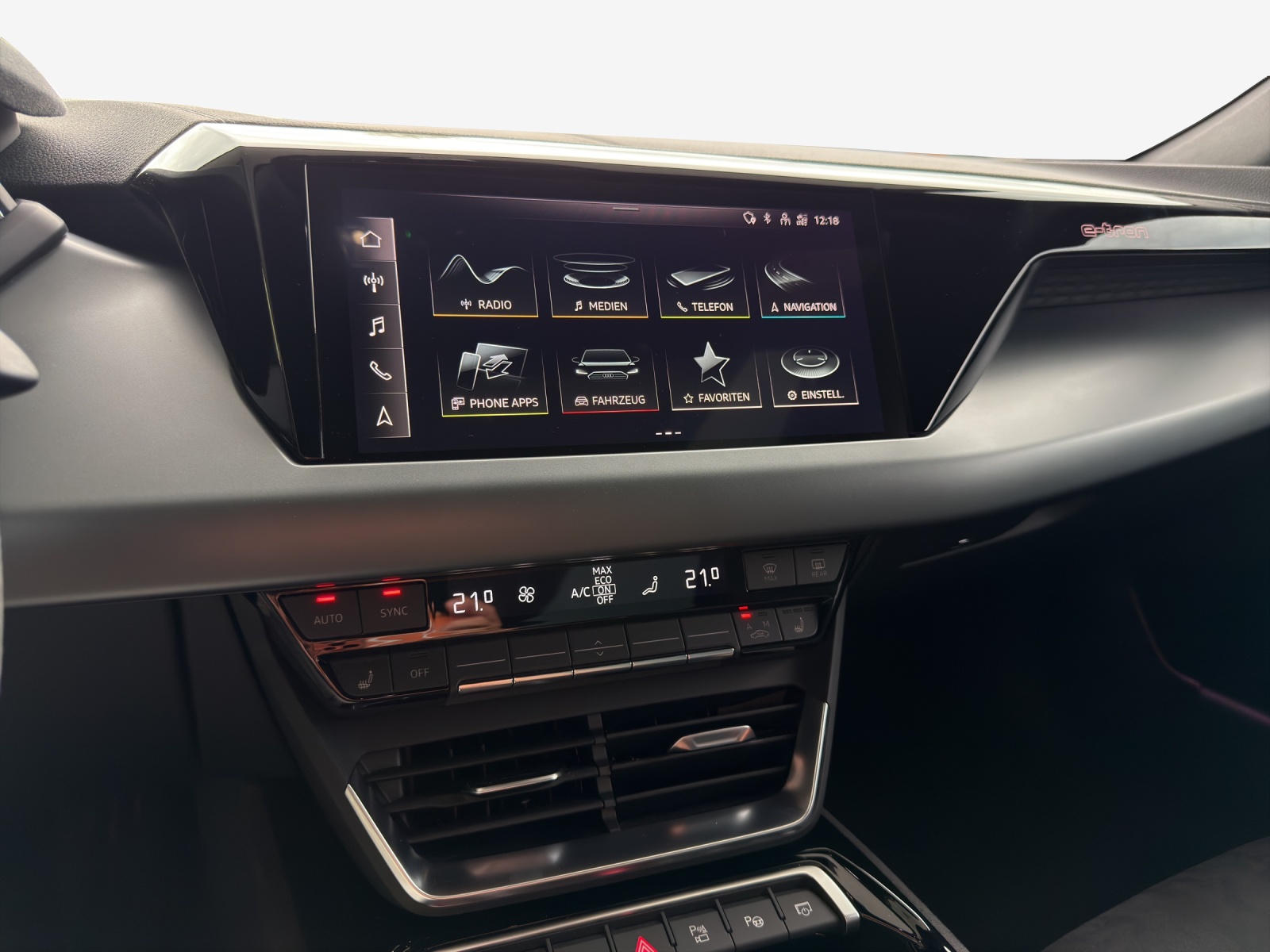 AUDI e-tron GT quattro-image-11