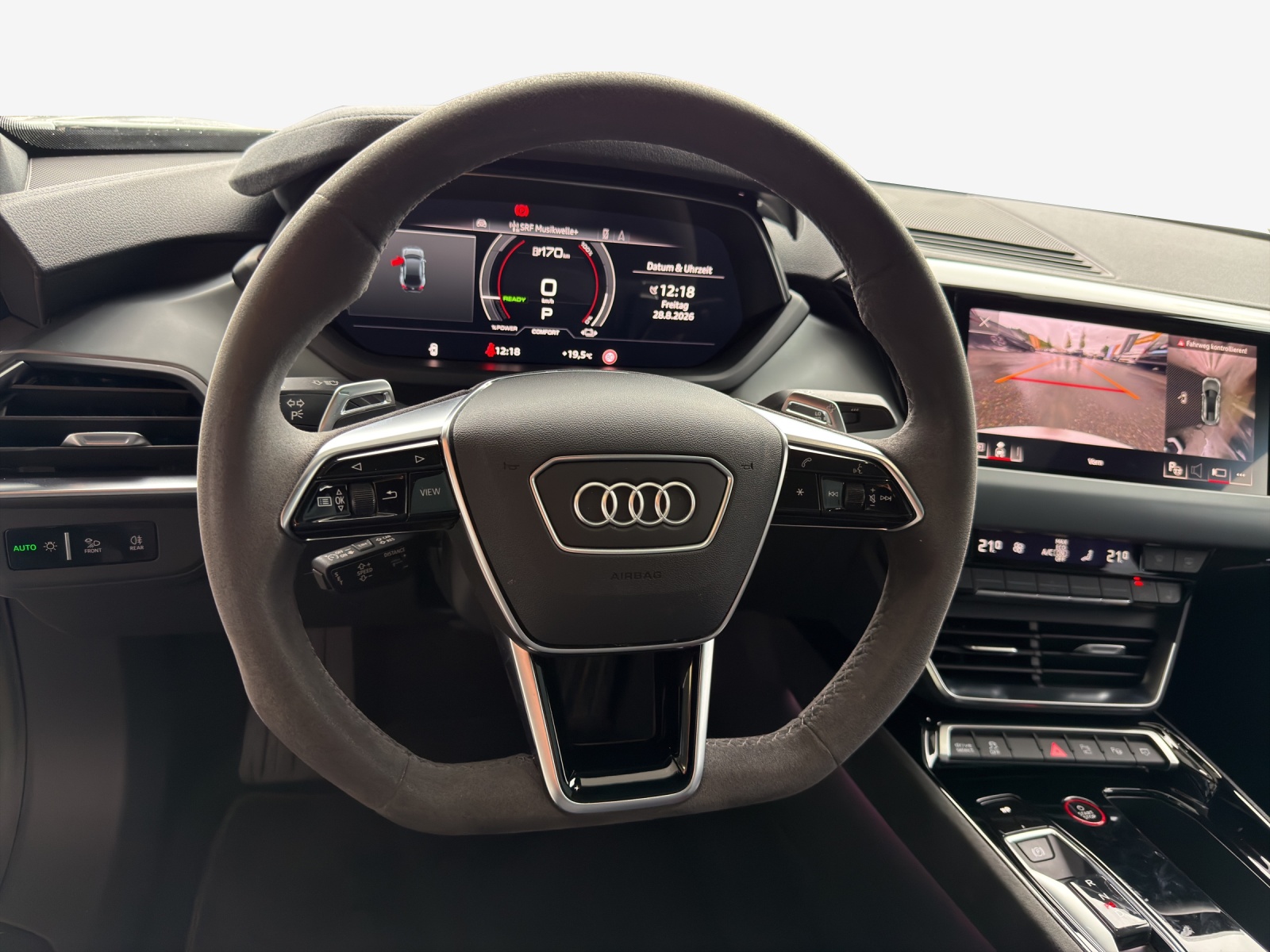 AUDI e-tron GT quattro-image-10