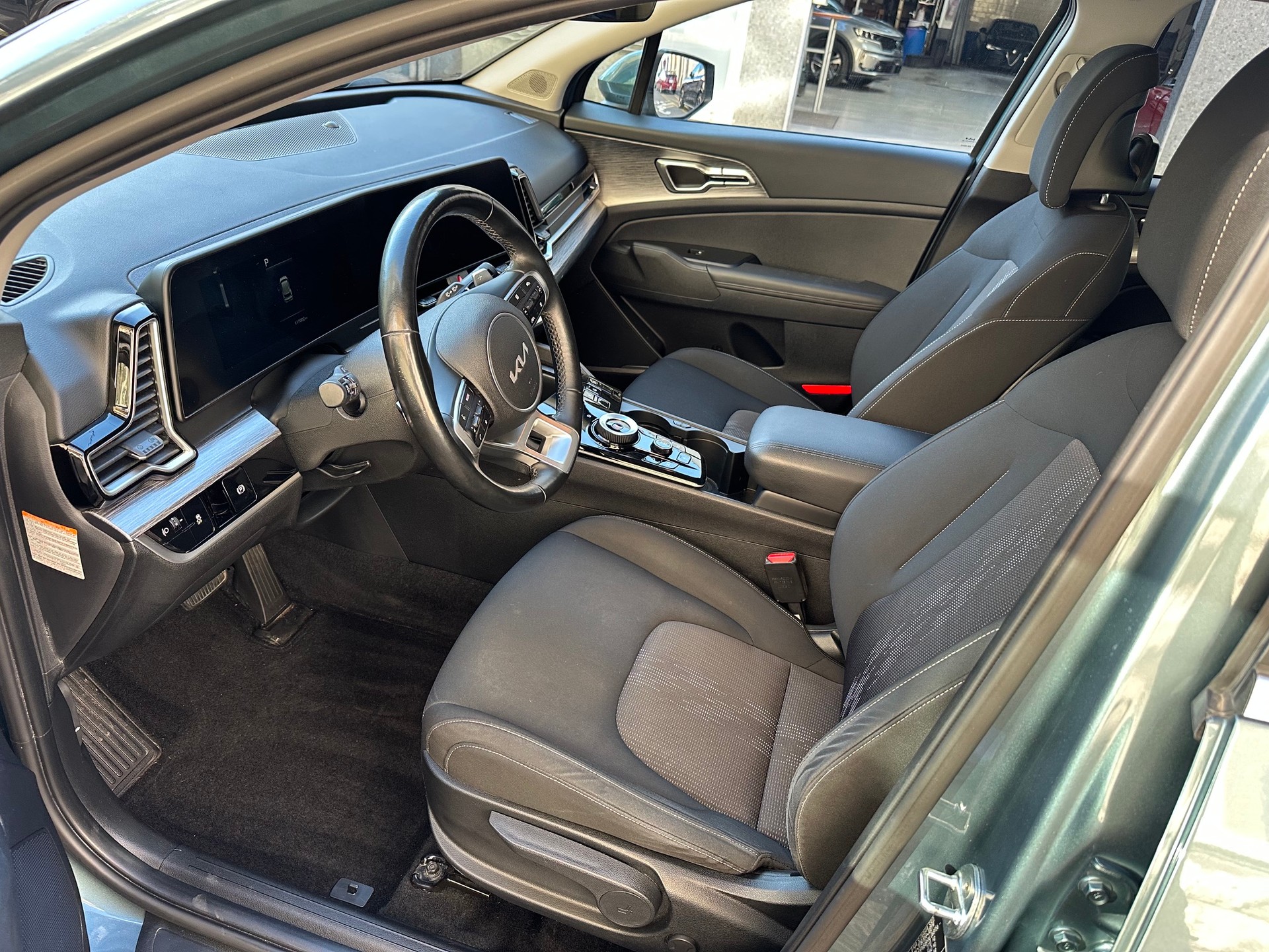 KIA Sportage 1.6T-GDi MHEV Power Edition 4x4 7DCT-image-6