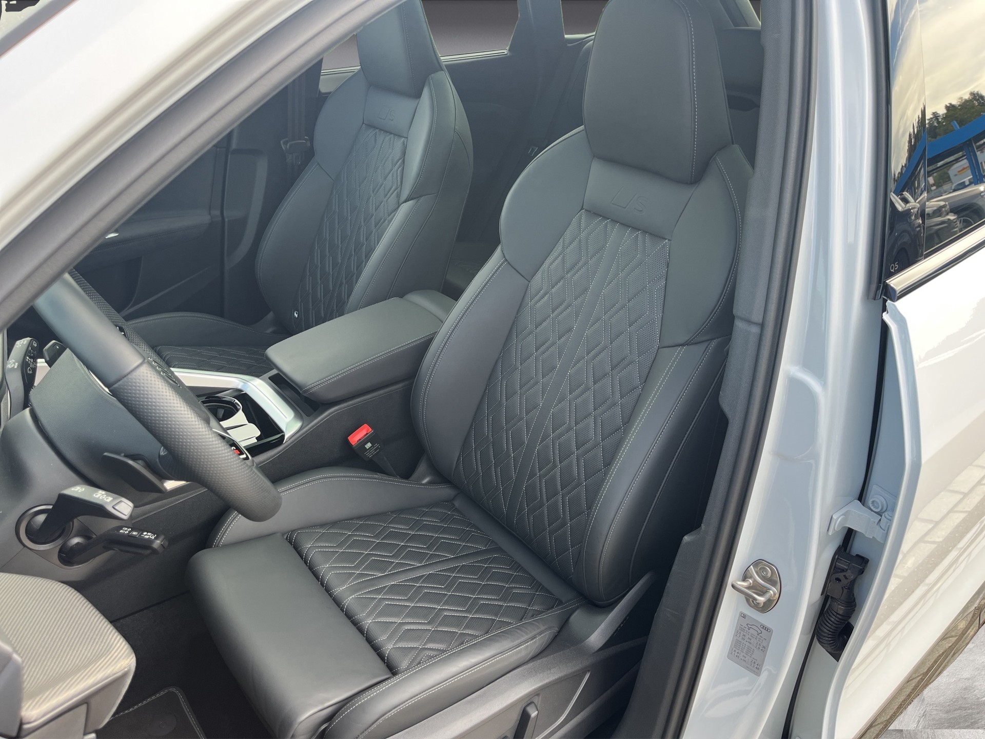 AUDI Q5 Sportback e-hybrid quattro 270 kW S-tronic *Luftfederung, Panoramadach, Head up, B&O, Memory, 5J.Garantie*-image-10
