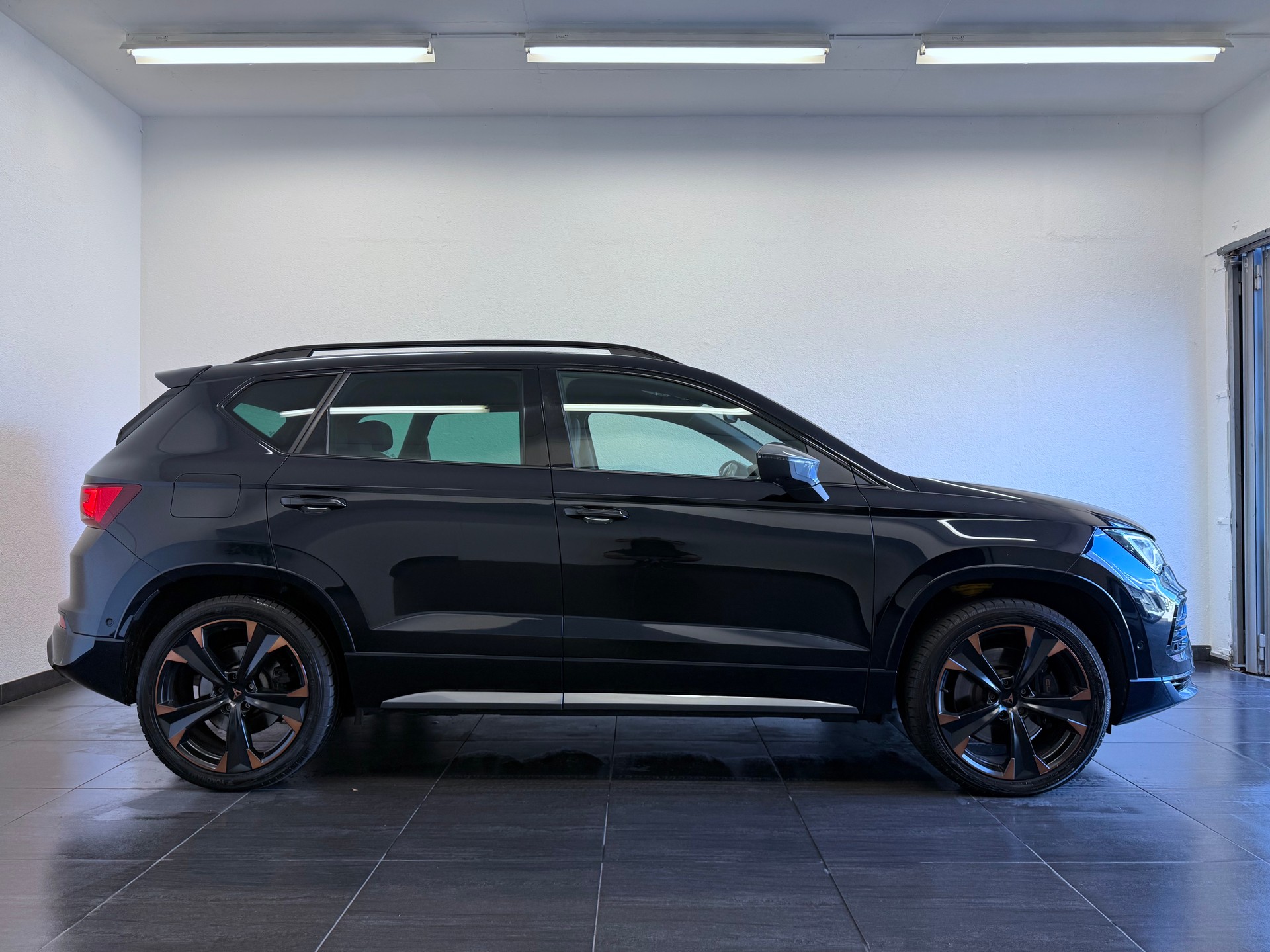 CUPRA Ateca 2.0TSI 4Drive DSG-showroom-element-3