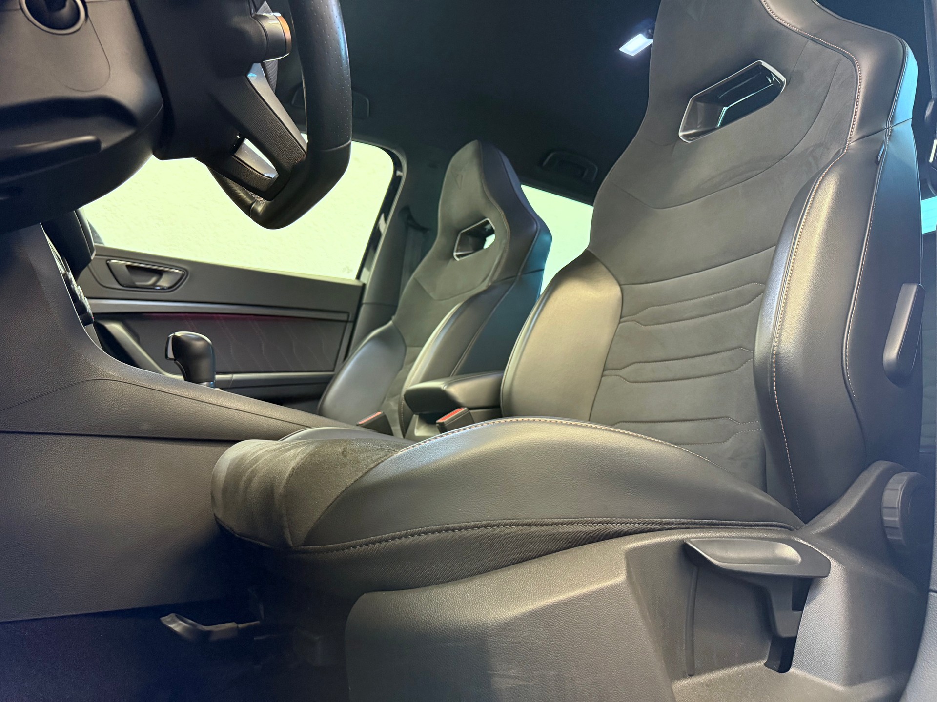 CUPRA Ateca 2.0TSI 4Drive DSG-image-18