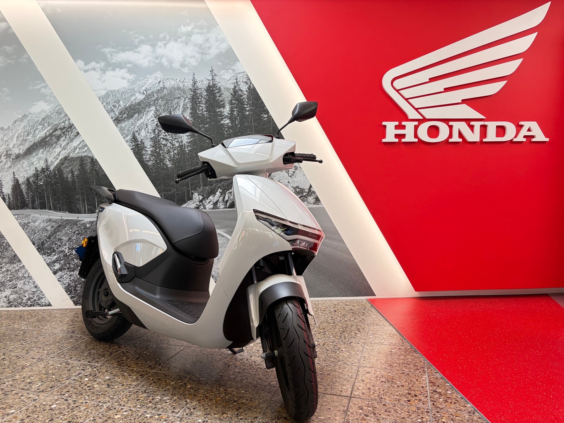 HONDA CUV e:-image-2