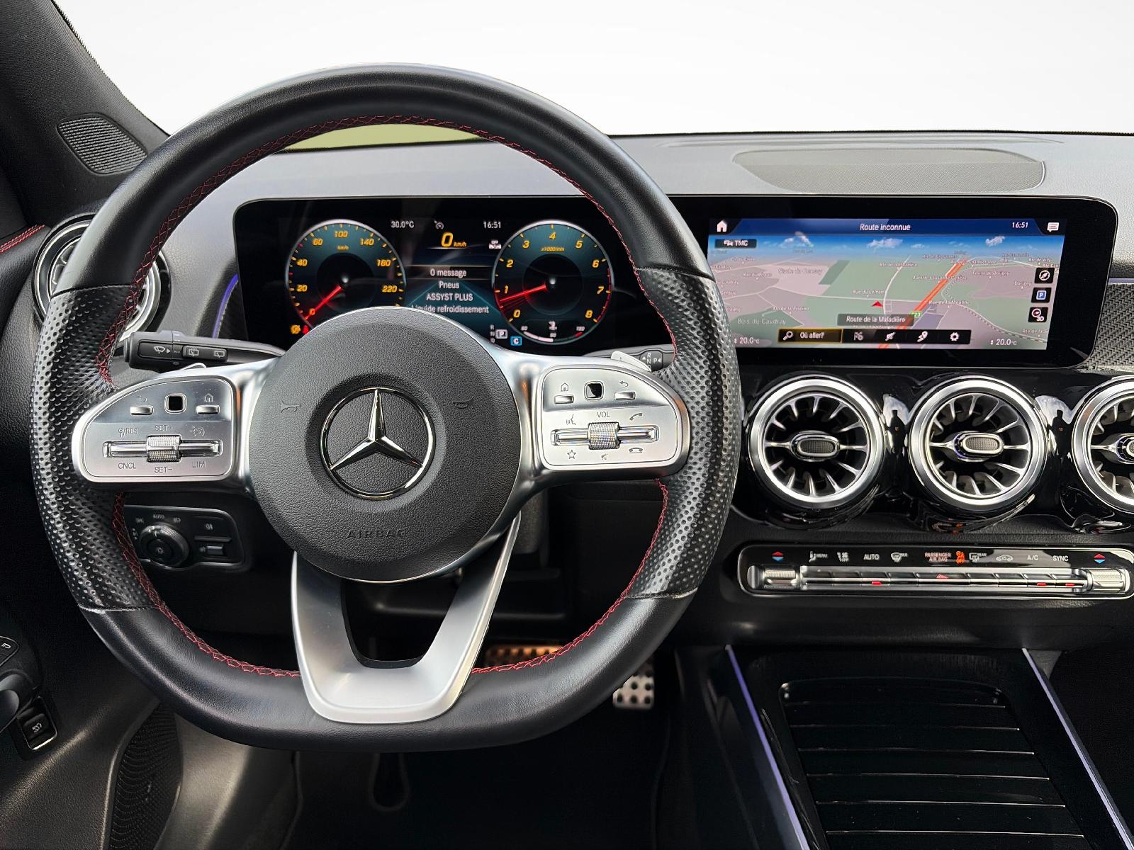 MERCEDES-BENZ GLB 250 AMG Line 4matic-image-15