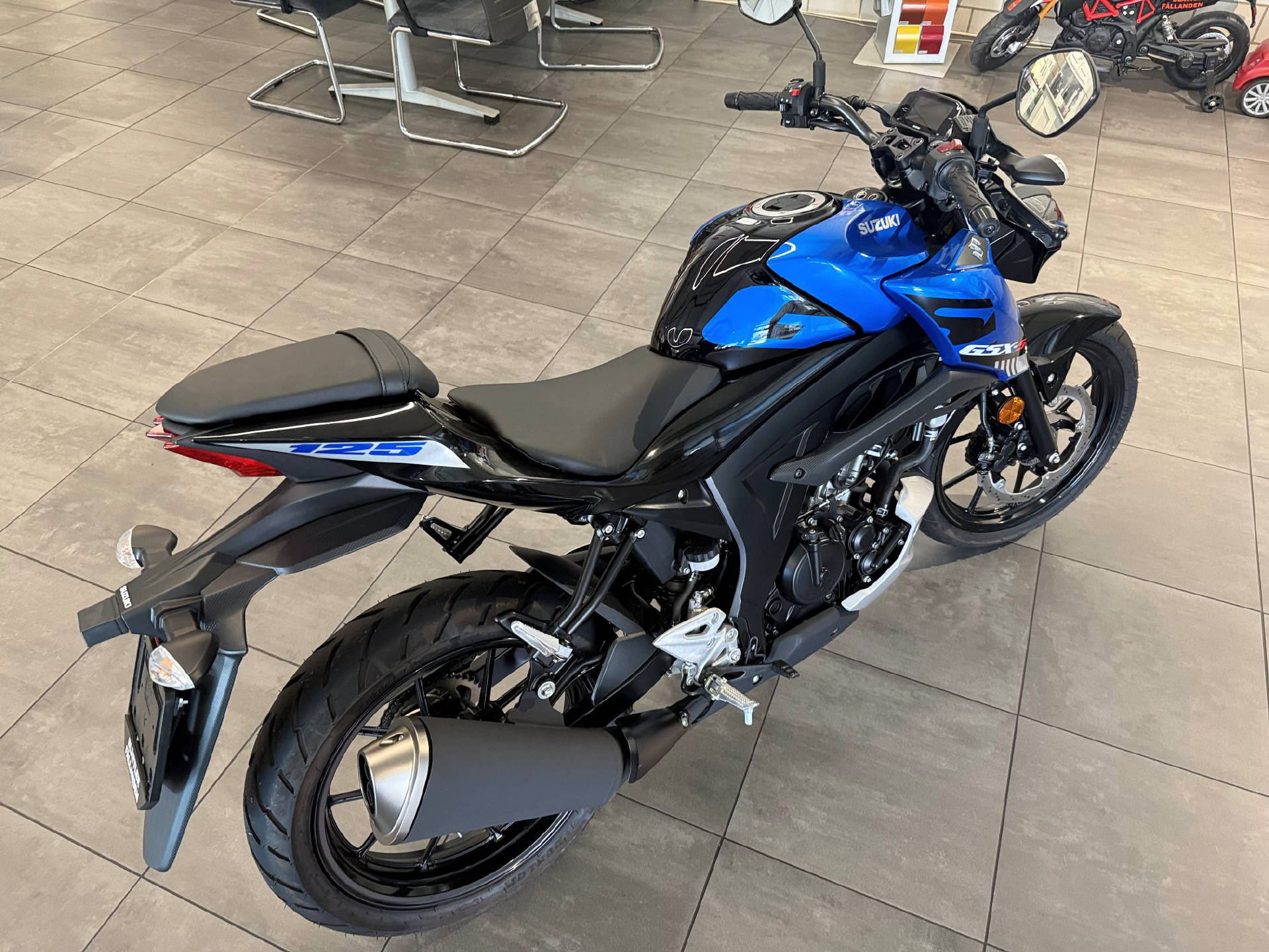 SUZUKI GSX-S 125-image-0