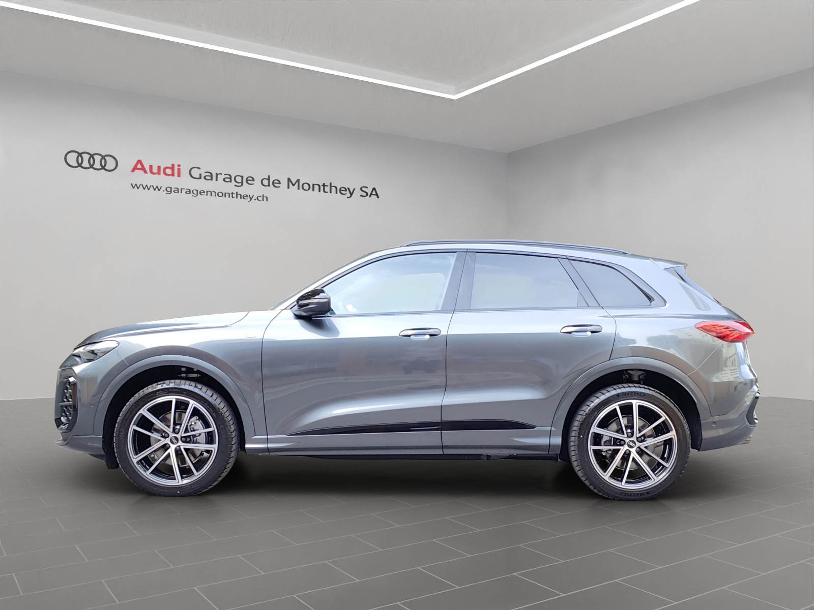 AUDI Q5 TDI quattro 150 kW S-tronic-image-1