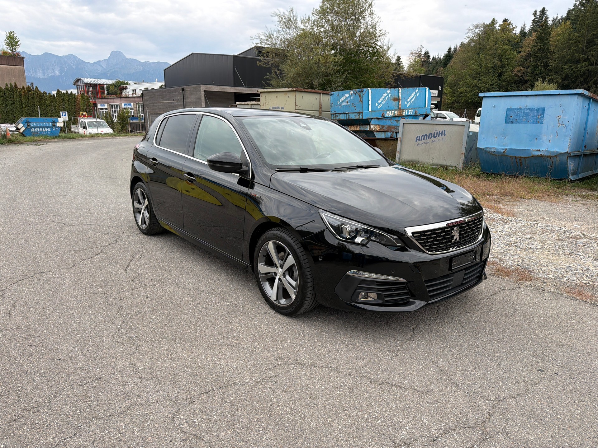 PEUGEOT 308 1.2 Pure Tech GT Line-image-6