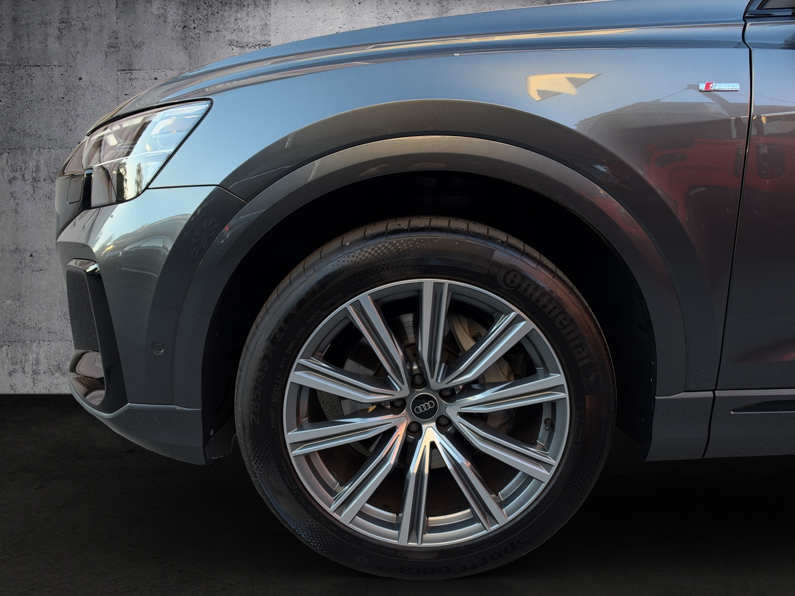 AUDI Q8 SUV 50 TDI quattro 210 kW tiptronic S-Line *CH-FZG. / Gratisservice / Werksgarantie*-image-6