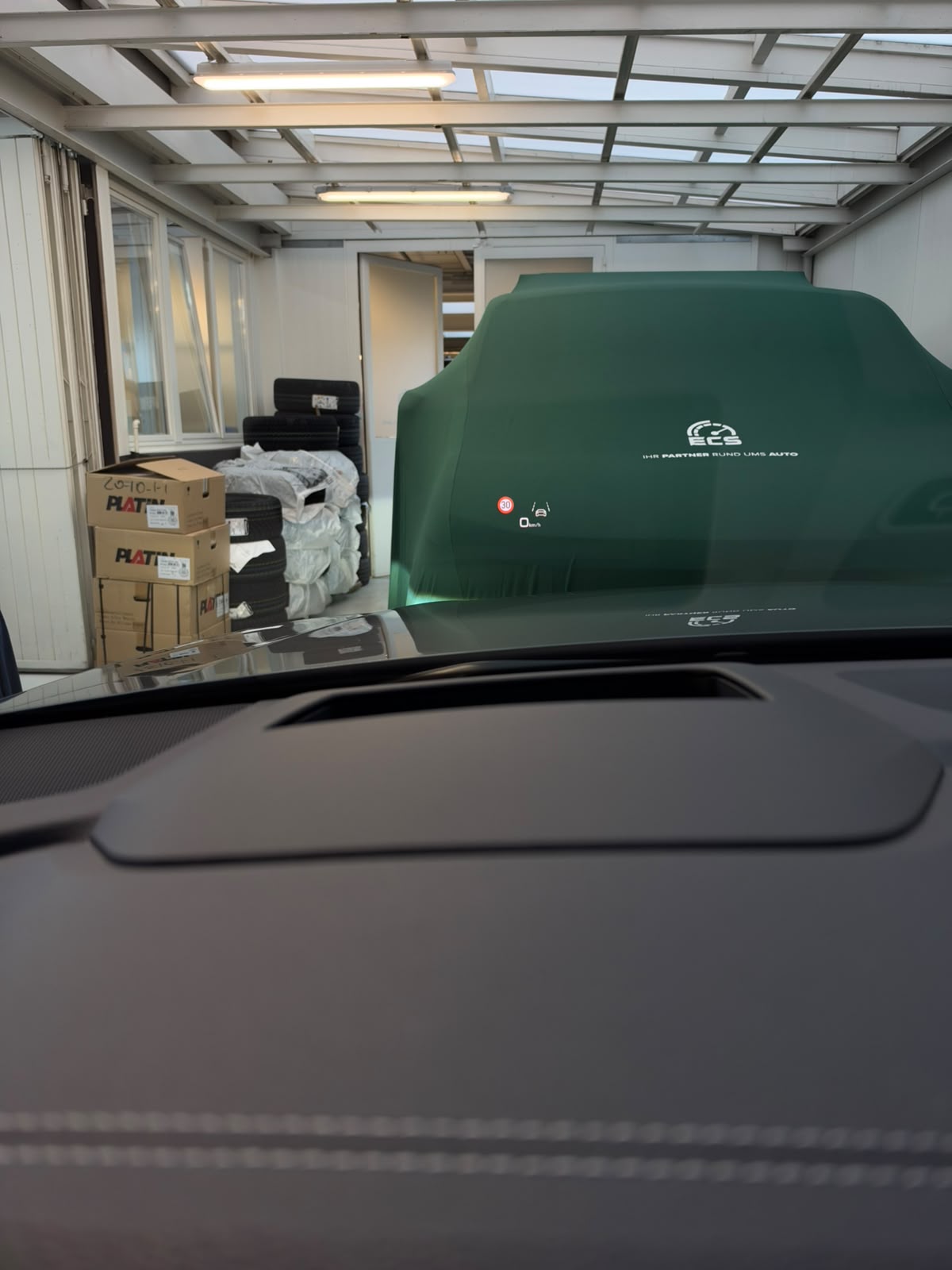 AUDI Q8 SUV 50 TDI quattro 210 kW tiptronic S-Line *CH-FZG. / Gratisservice / Werksgarantie*-image-11