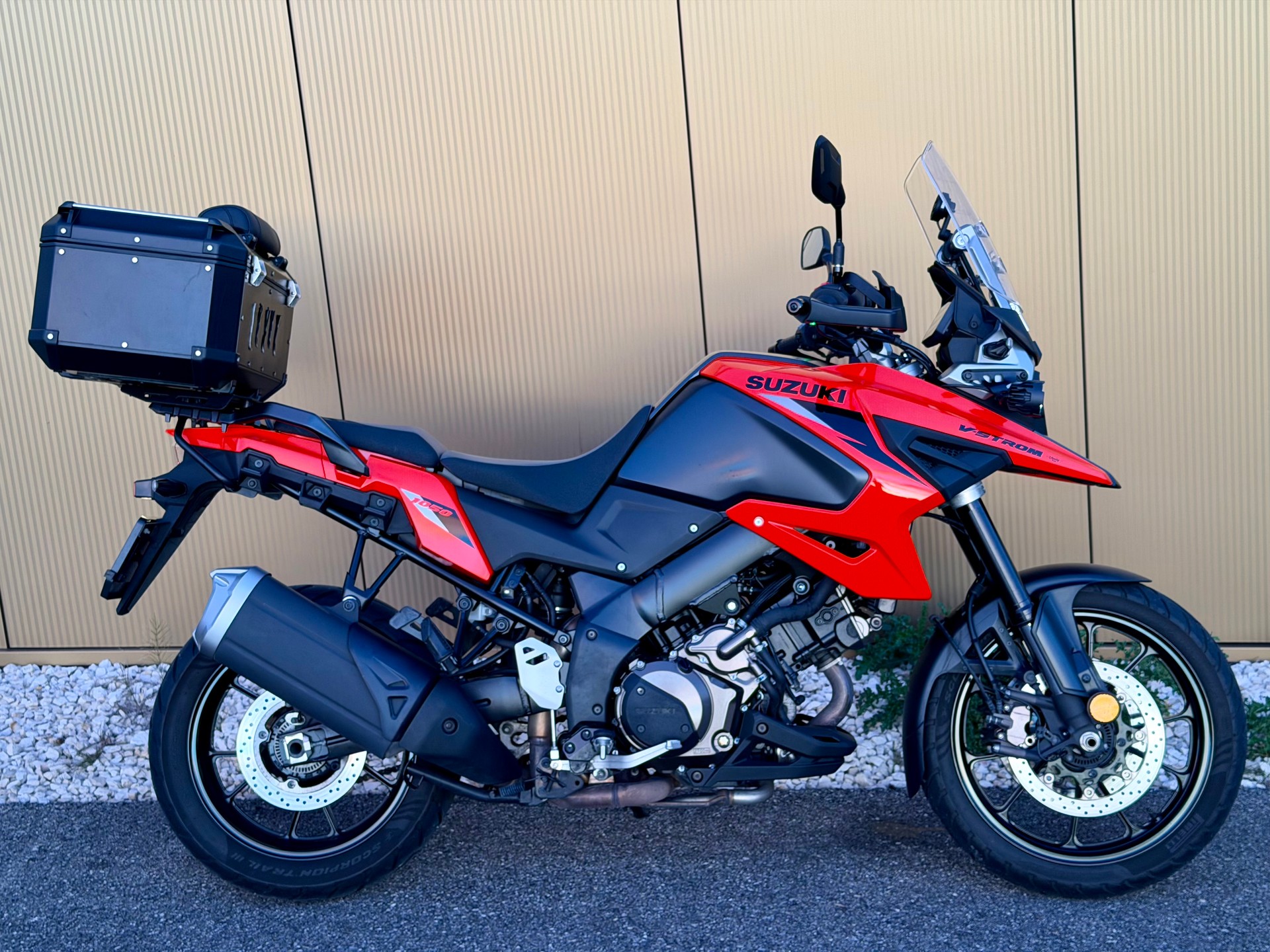 SUZUKI DL 1050-image-3