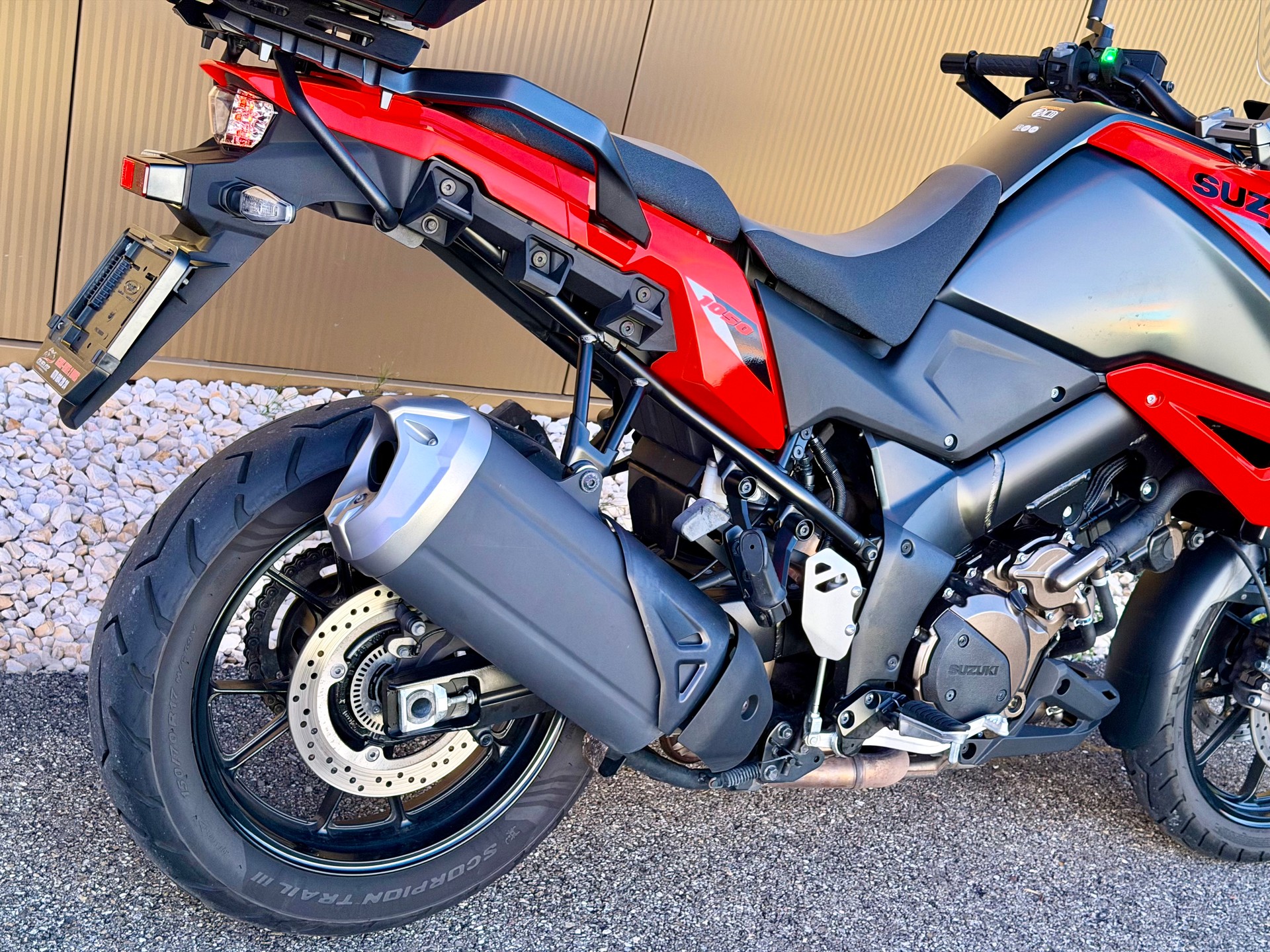 SUZUKI DL 1050-image-6