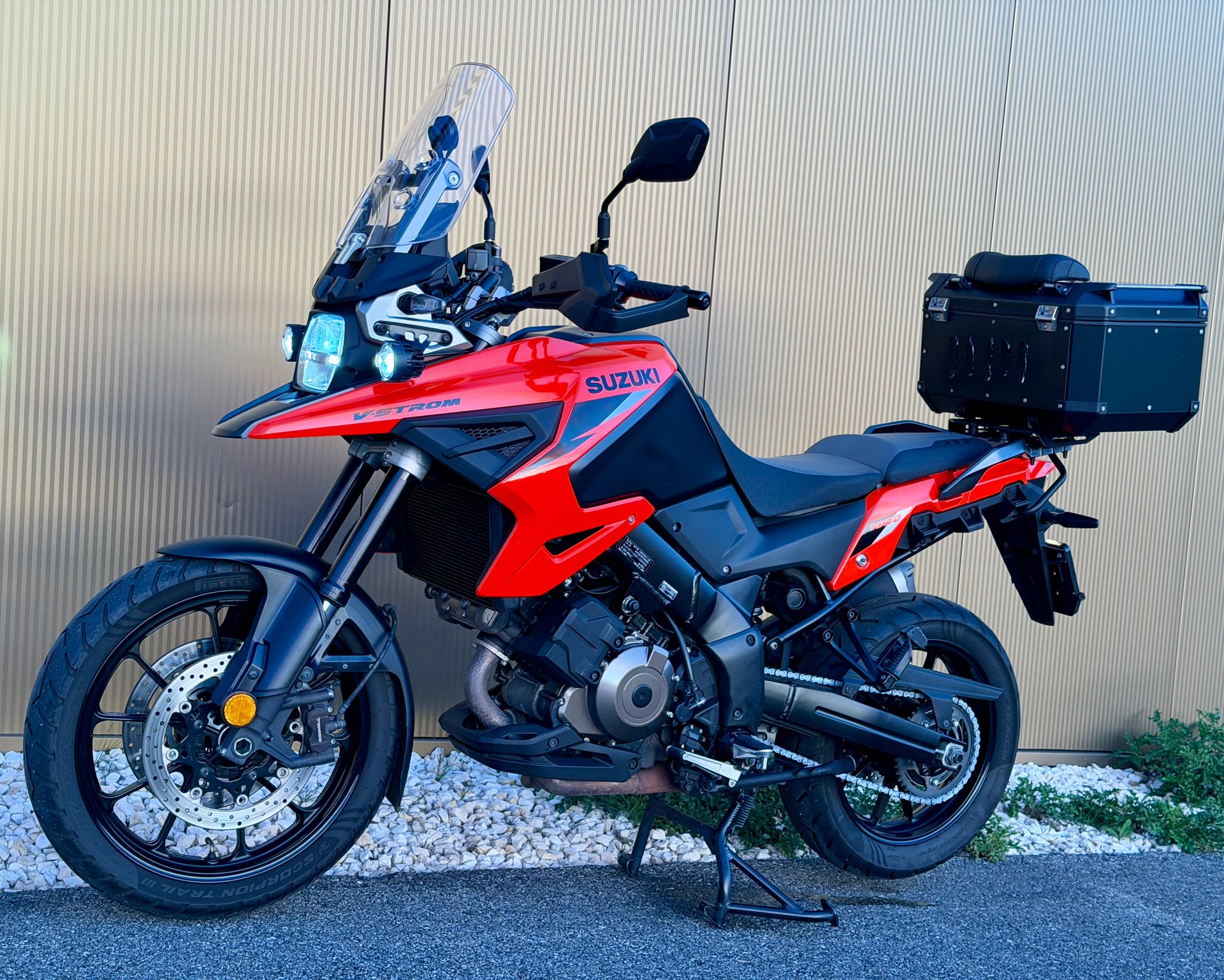 SUZUKI DL 1050-image-9