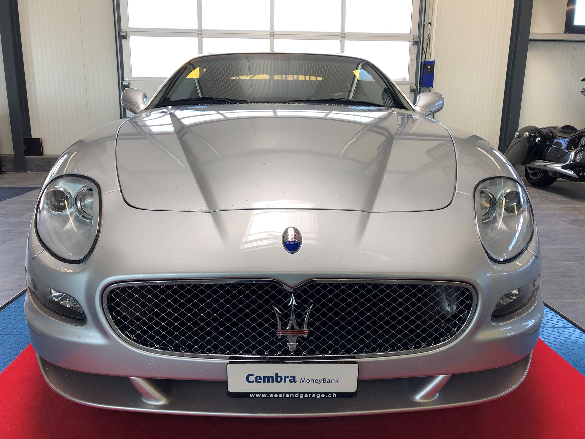 MASERATI Coupé GranSport-showroom-element-3
