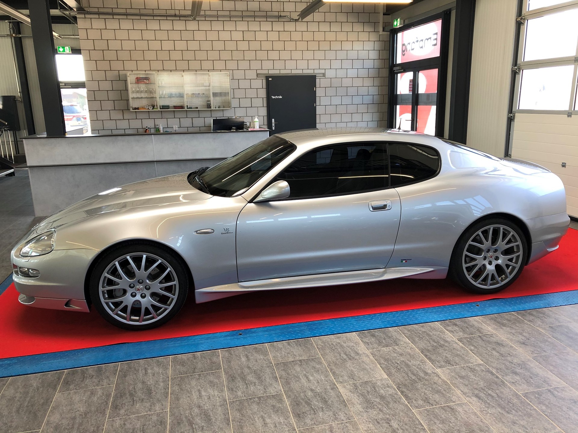MASERATI Coupé GranSport-image-5