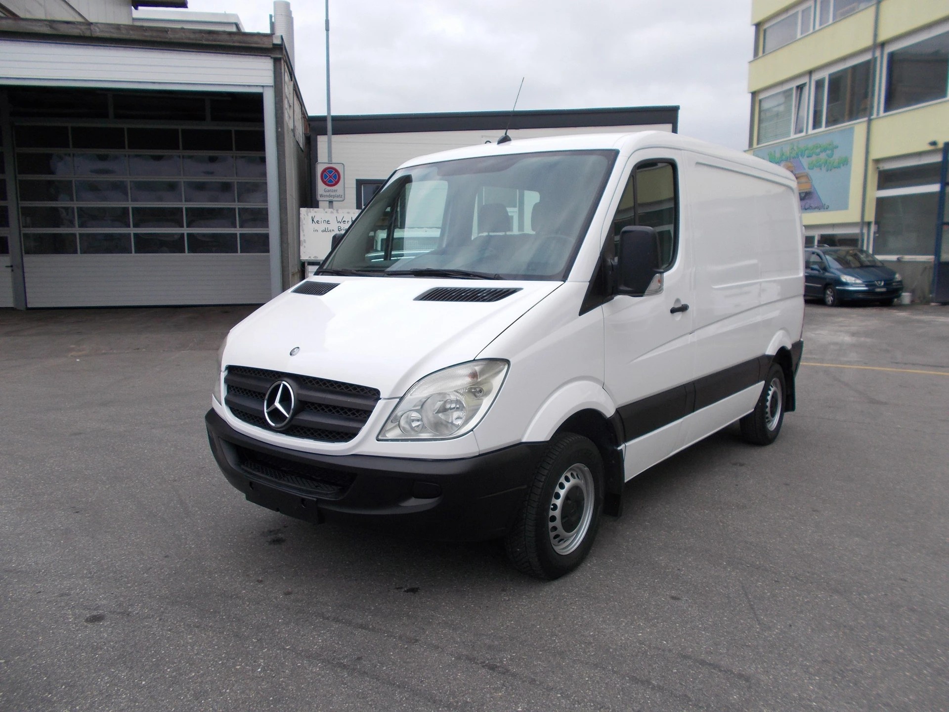MERCEDES-BENZ Sprinter 209 CDI MOTOR 20.000KM