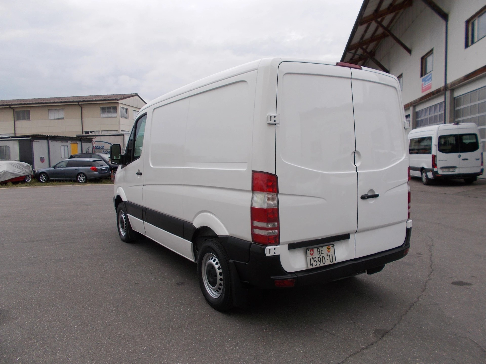 MERCEDES-BENZ Sprinter 209 CDI MOTOR 20.000KM-image-5