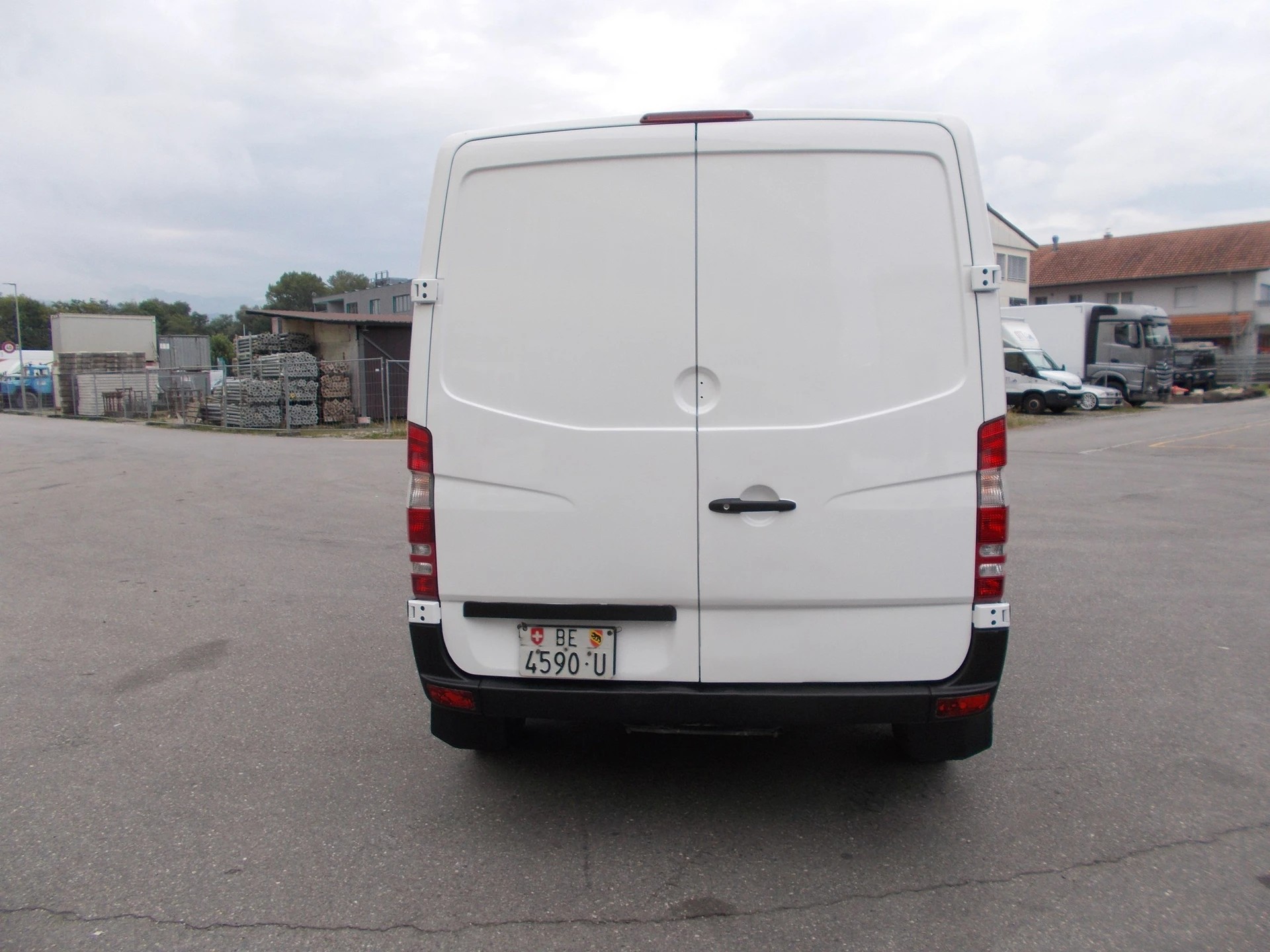 MERCEDES-BENZ Sprinter 209 CDI MOTOR 20.000KM-image-4