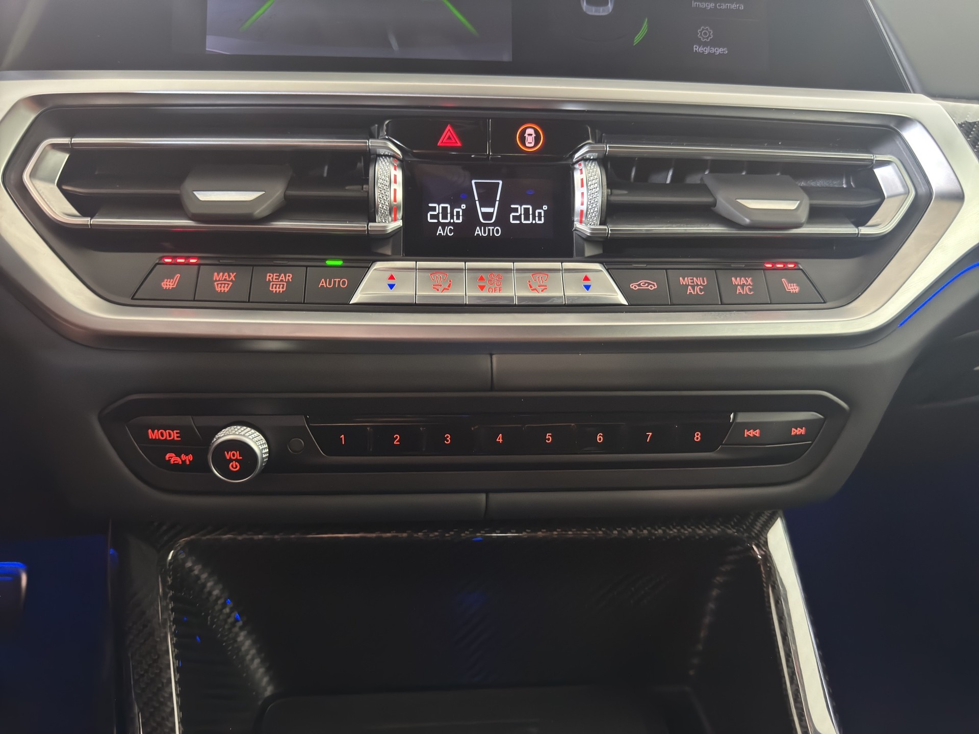 BMW M4 CSL Coupé-image-13