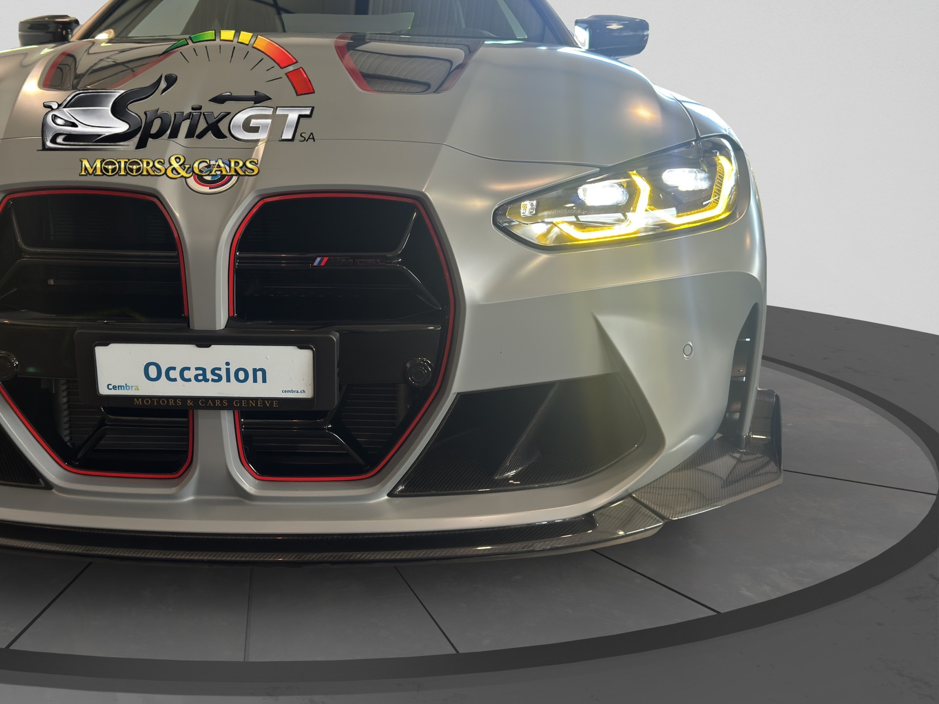 BMW M4 CSL Coupé-image-8