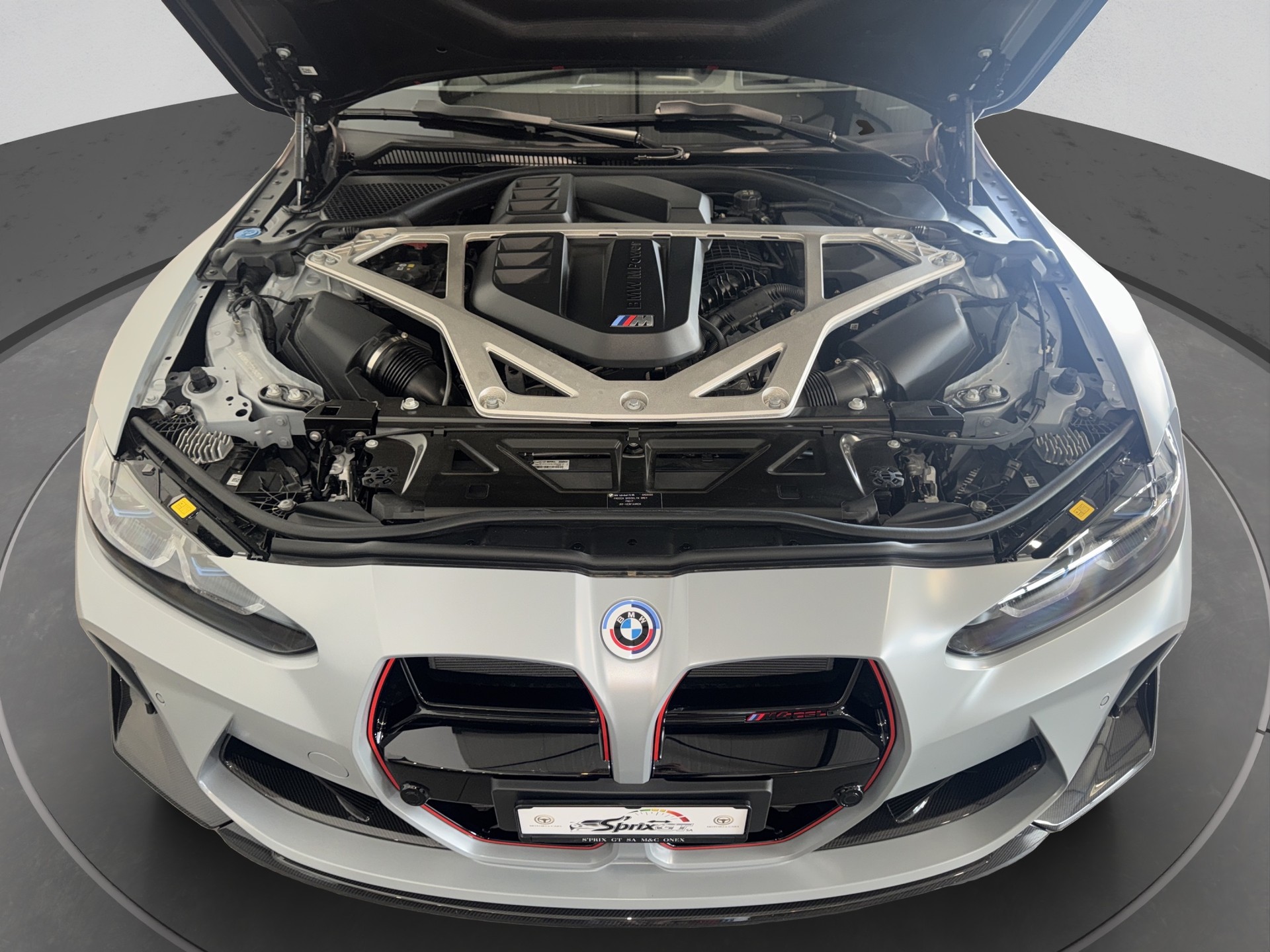 BMW M4 CSL Coupé-image-17