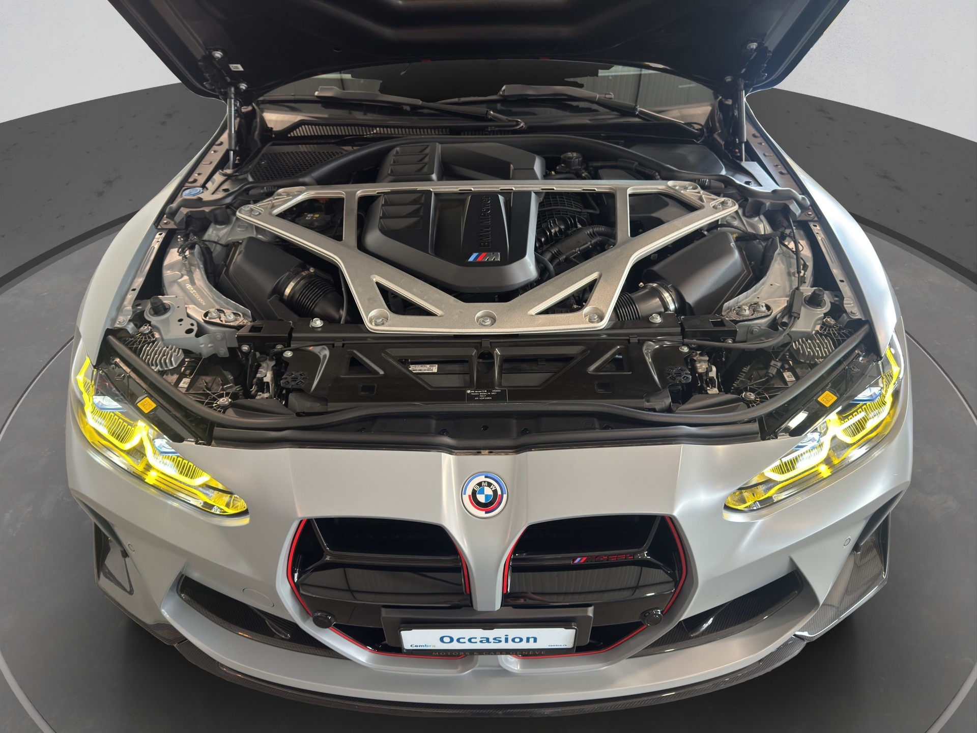 BMW M4 CSL Coupé-image-19