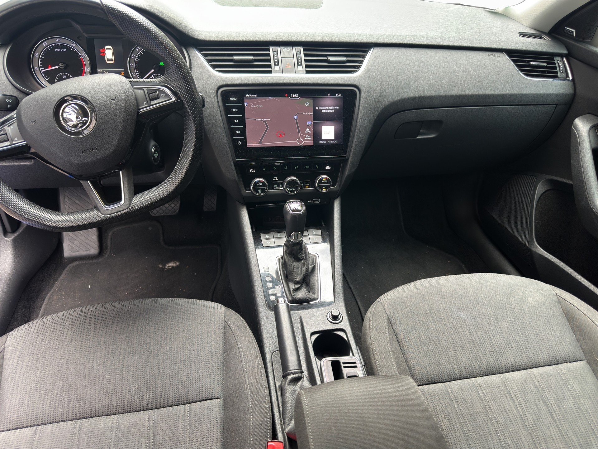 SKODA Octavia Combi 1.8 TSI Style 4x4 DSG-image-6
