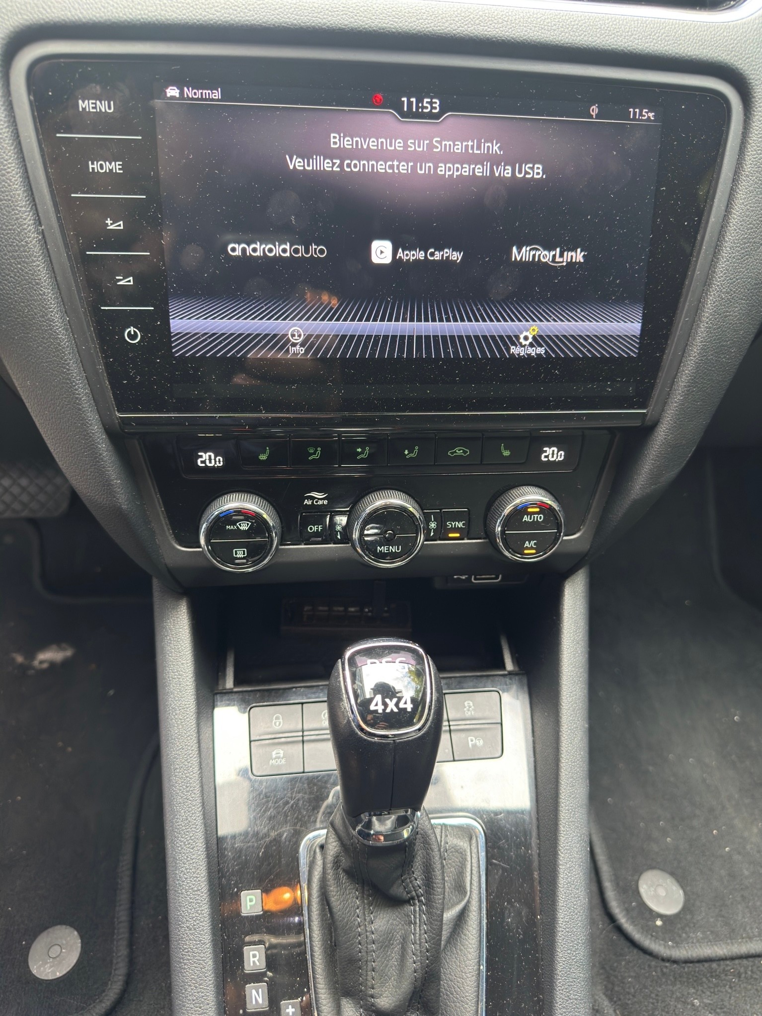 SKODA Octavia Combi 1.8 TSI Style 4x4 DSG-image-8