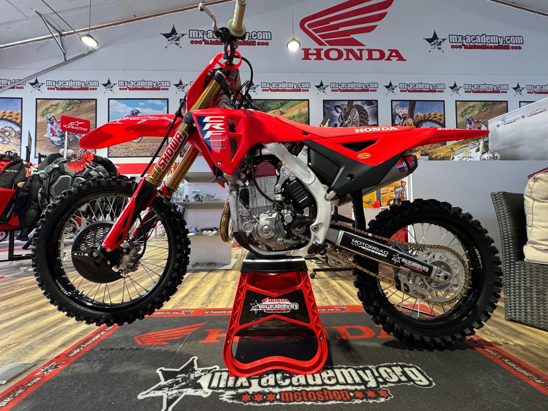 HONDA *Factory Edition* *450RWE*-showroom-element-1