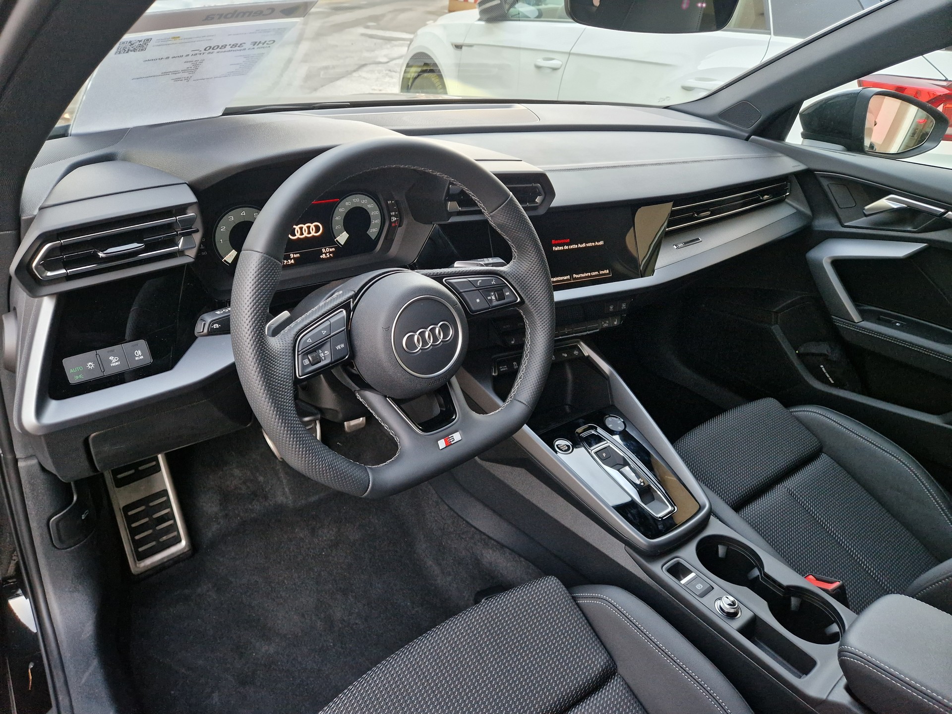 AUDI A3 Sportback 35 TFSI S line S-tronic-image-2