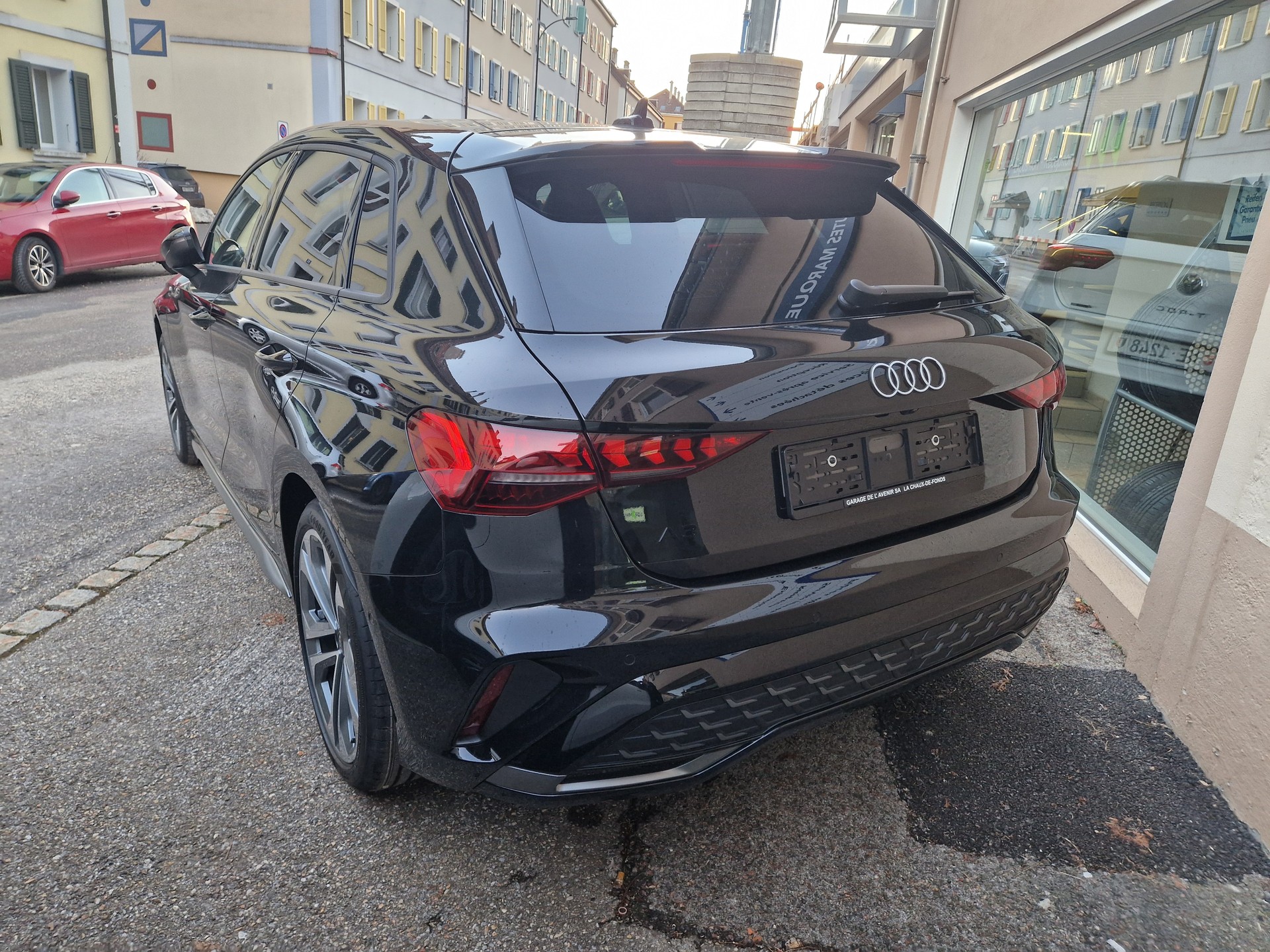 AUDI A3 Sportback 35 TFSI S line S-tronic-image-1