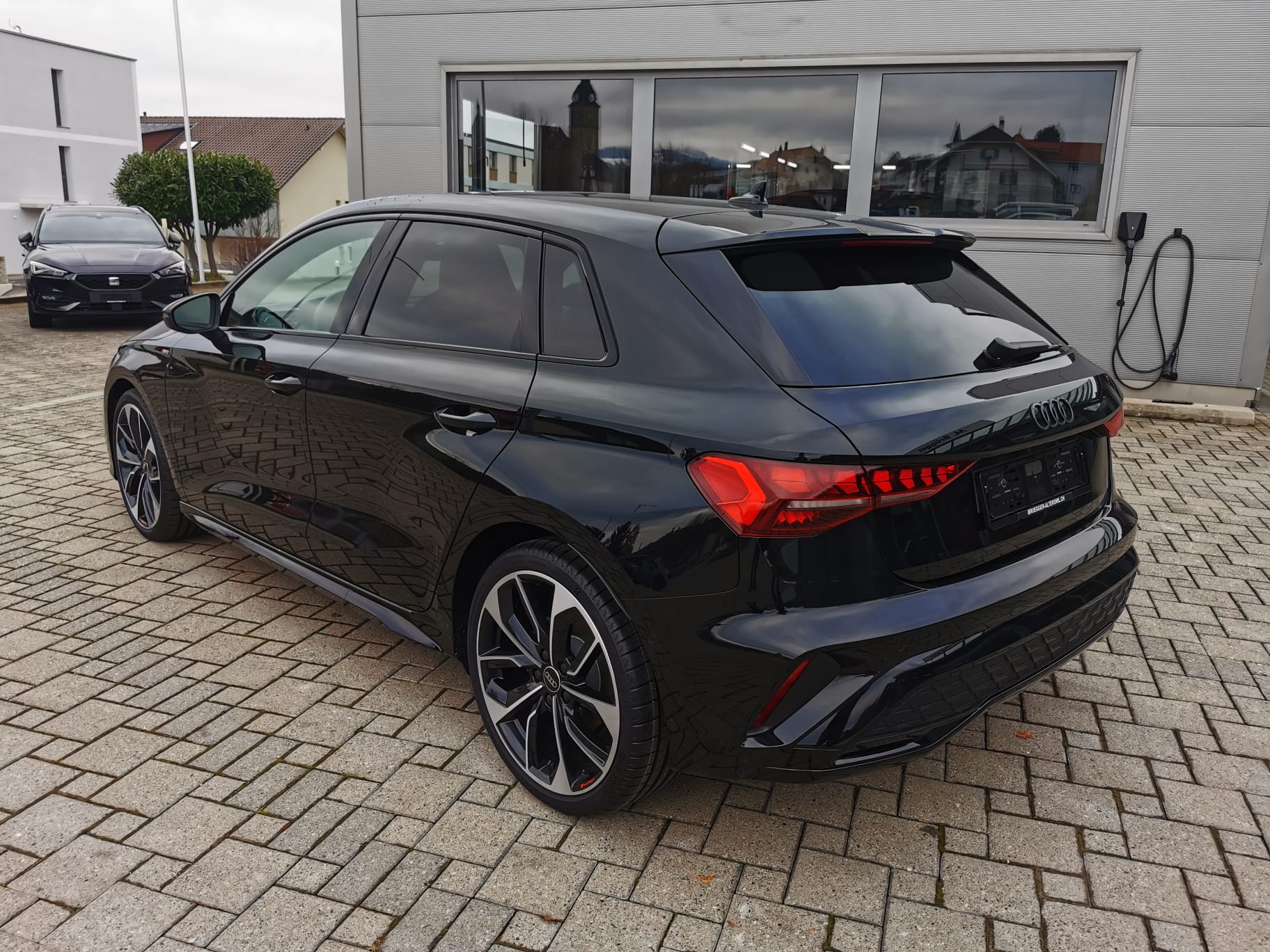 AUDI A3 Sportback 1.5 35 TFSI S Line S-Tronic-image-1
