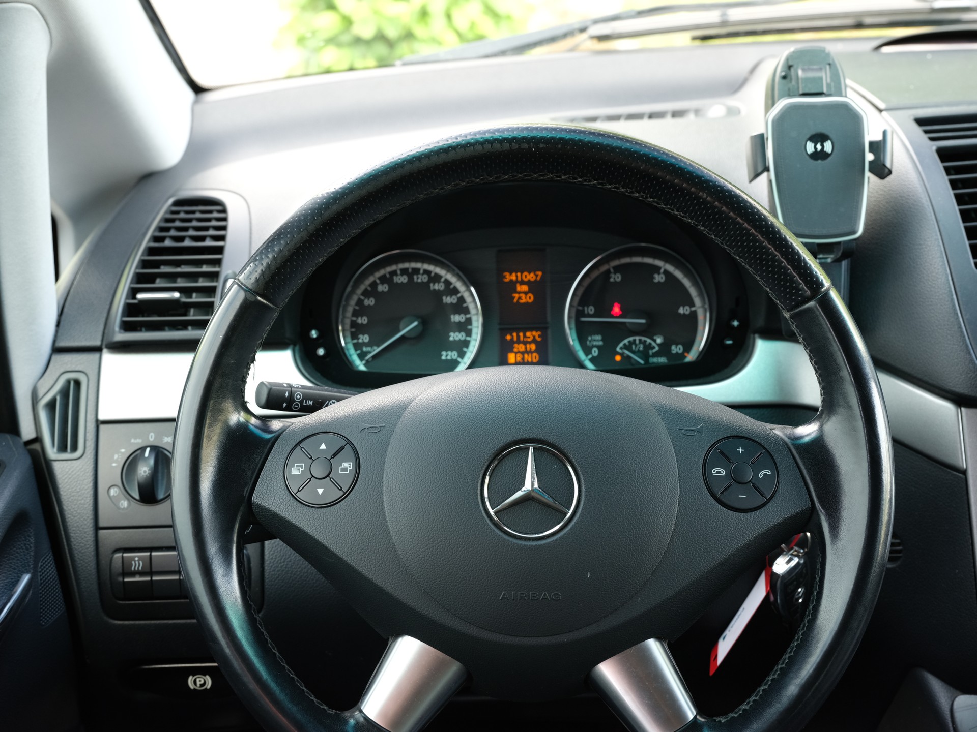 MERCEDES-BENZ Viano 2.2 CDI Blue Efficiency Trend EL 4Matic A-image-13