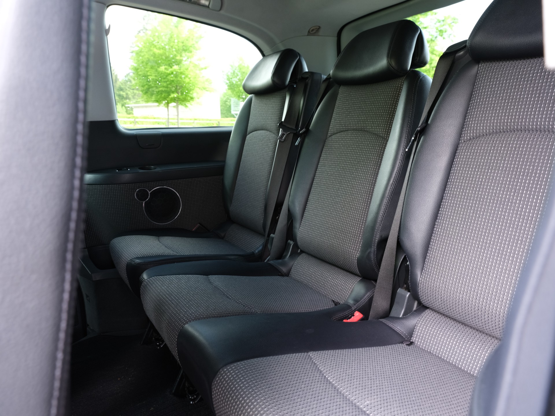 MERCEDES-BENZ Viano 2.2 CDI Blue Efficiency Trend EL 4Matic A-image-17