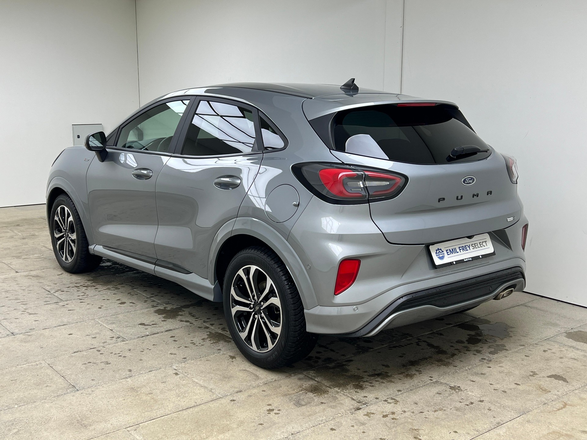 FORD Puma 1.0 EcoB Hybrid 155 ST-Line / ab 3,99% Leasing bei Abschluss einer Protect Autoversicherung-showroom-element-3