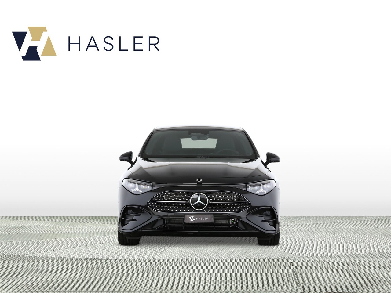 MERCEDES-BENZ CLA 220 8G-DCT 4Matic-showroom-element-1