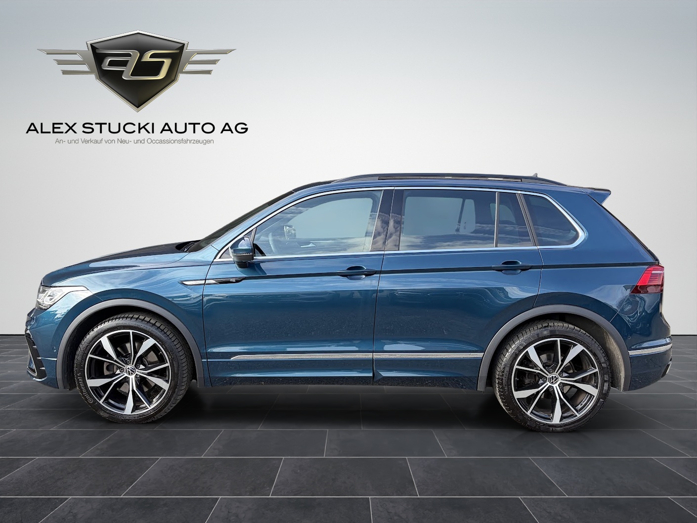 VW Tiguan 2.0TSI R-Line 4Motion DSG-showroom-element-3