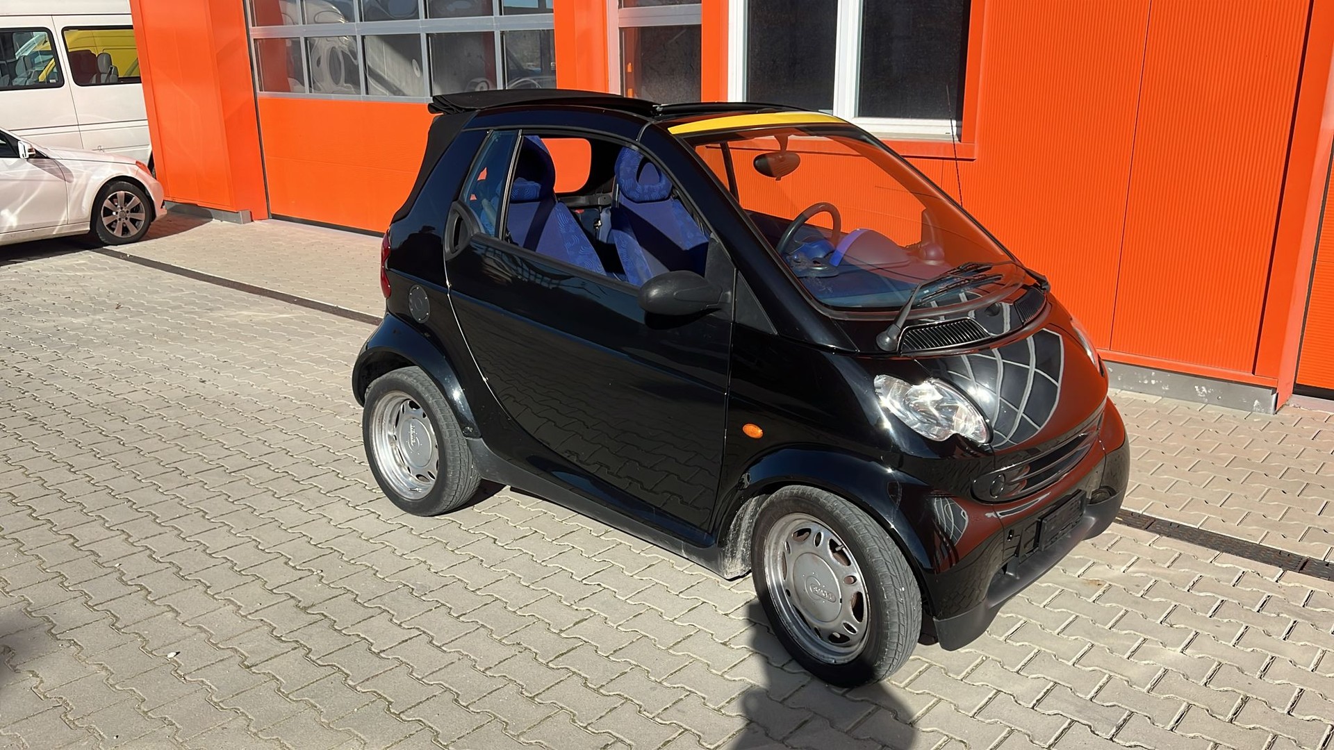 SMART fortwo passion-showroom-element-1