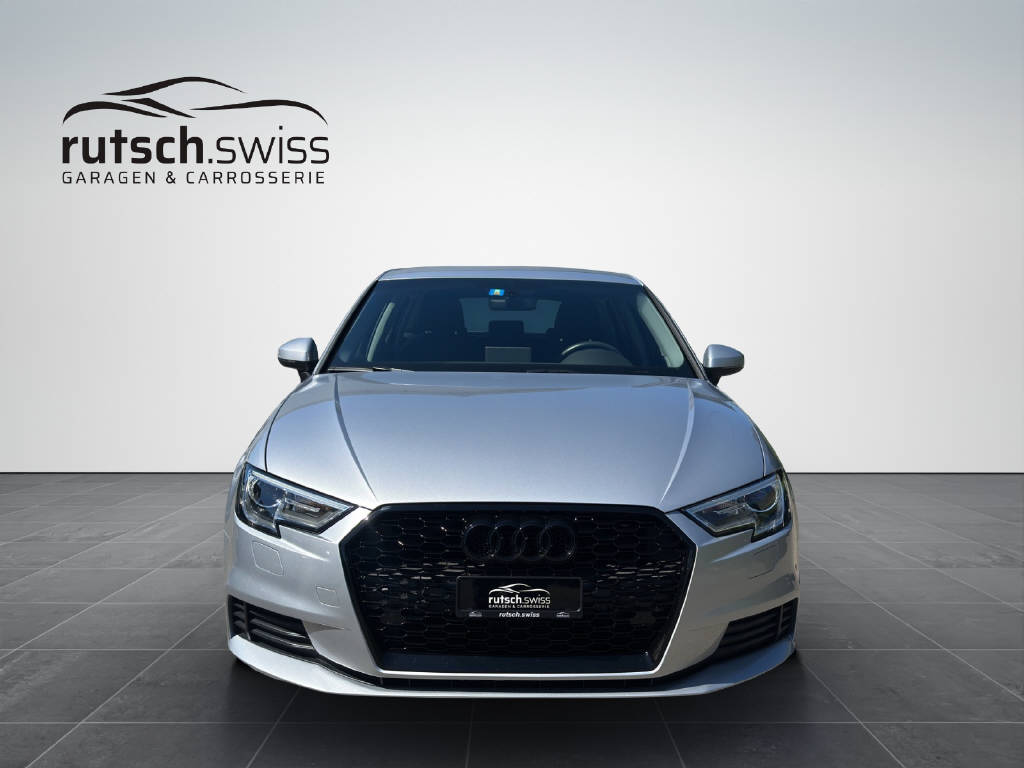 AUDI A3 Sportback 1.6 30 TDI-image-1
