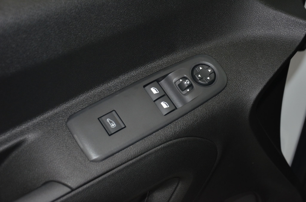 TOYOTA Proace City Van EV Advanced Long L2-image-21