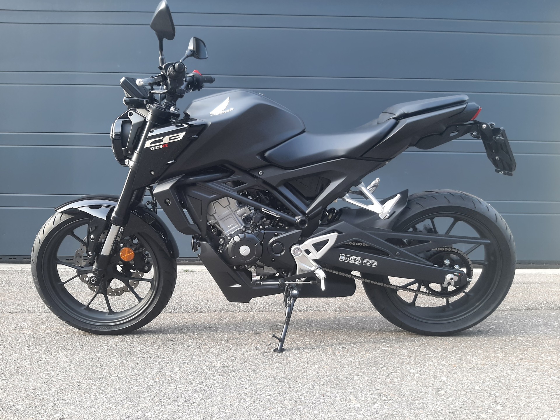 HONDA CB 125 R-image-1