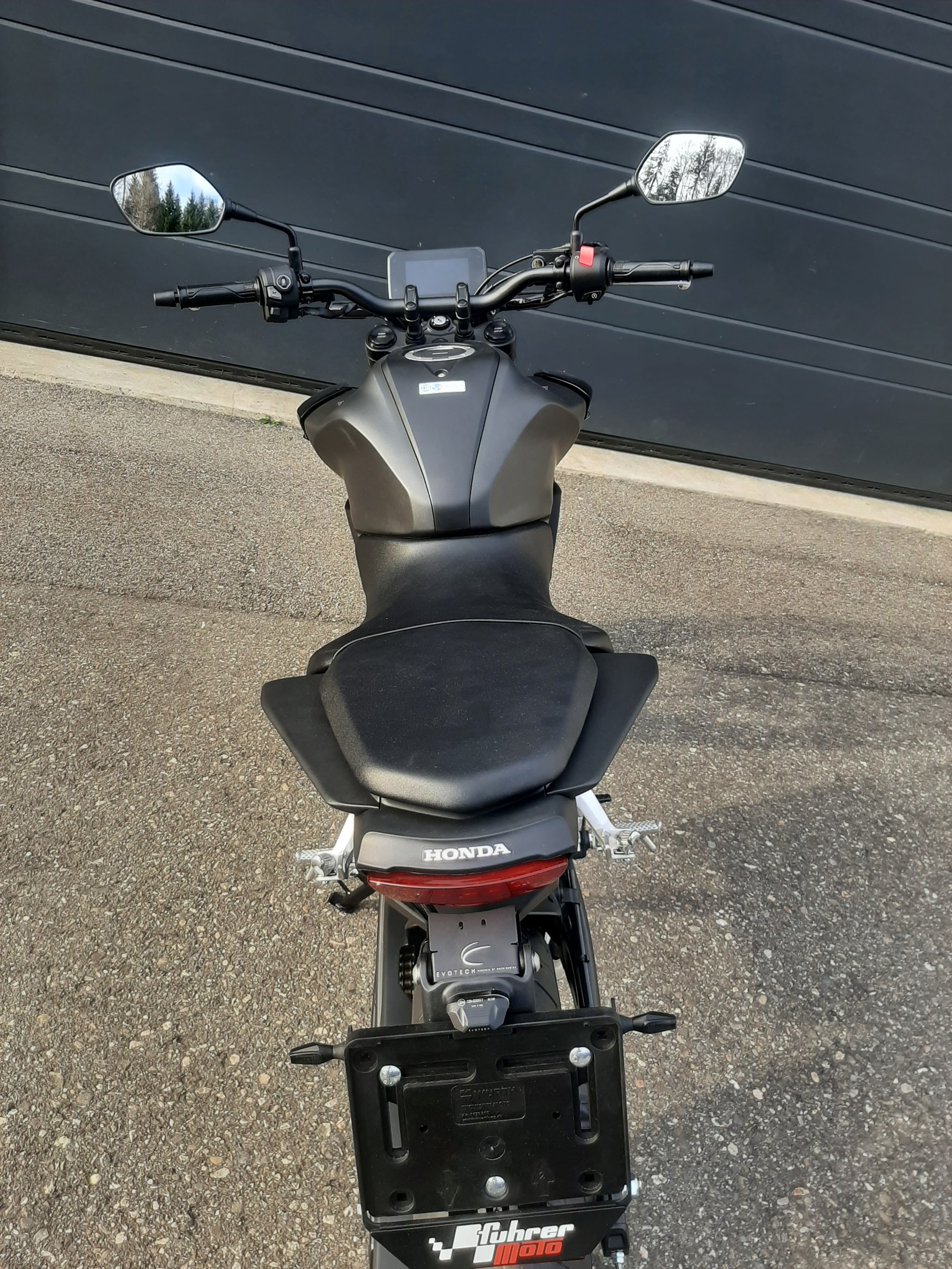 HONDA CB 125 R-image-11
