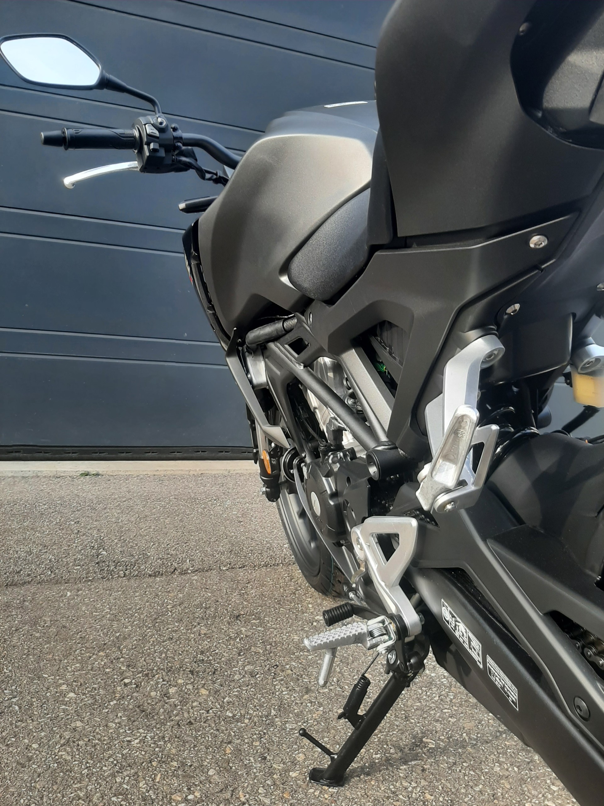 HONDA CB 125 R-image-12