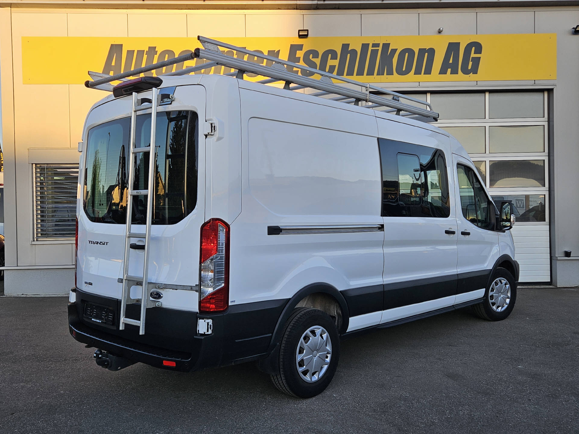 FORD Transit Van 350 L3H2 2.0 EcoBlue 130 Trend MHEV * 6- Plätzer * Tempomat * Klima * AHK * Dachträger *-showroom-element-3