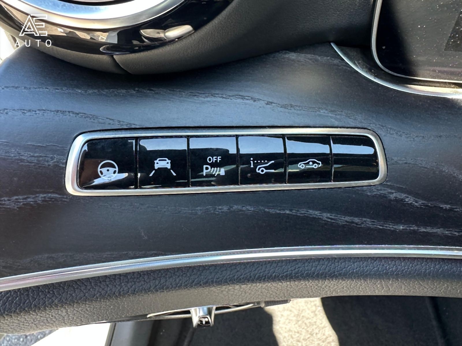 MERCEDES-BENZ E 63 S-image-11